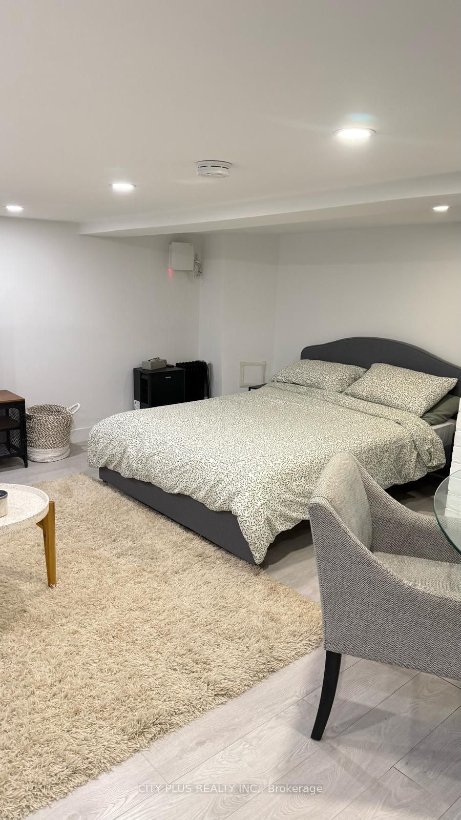 Unit Basement - 1184 Avenue Road, Toronto 3
