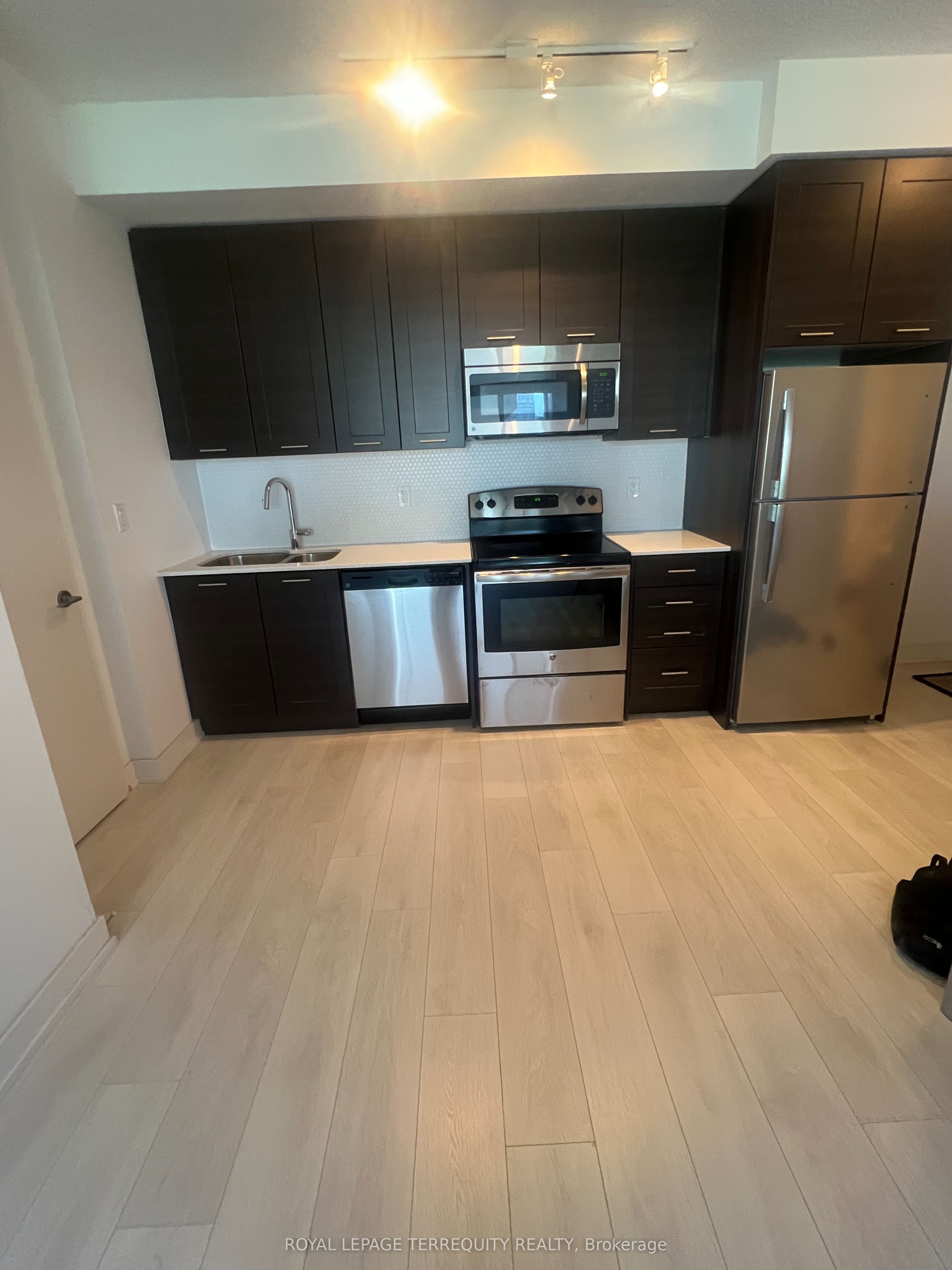 Unit 532 - 50 Bruyeres Mews, Toronto 2