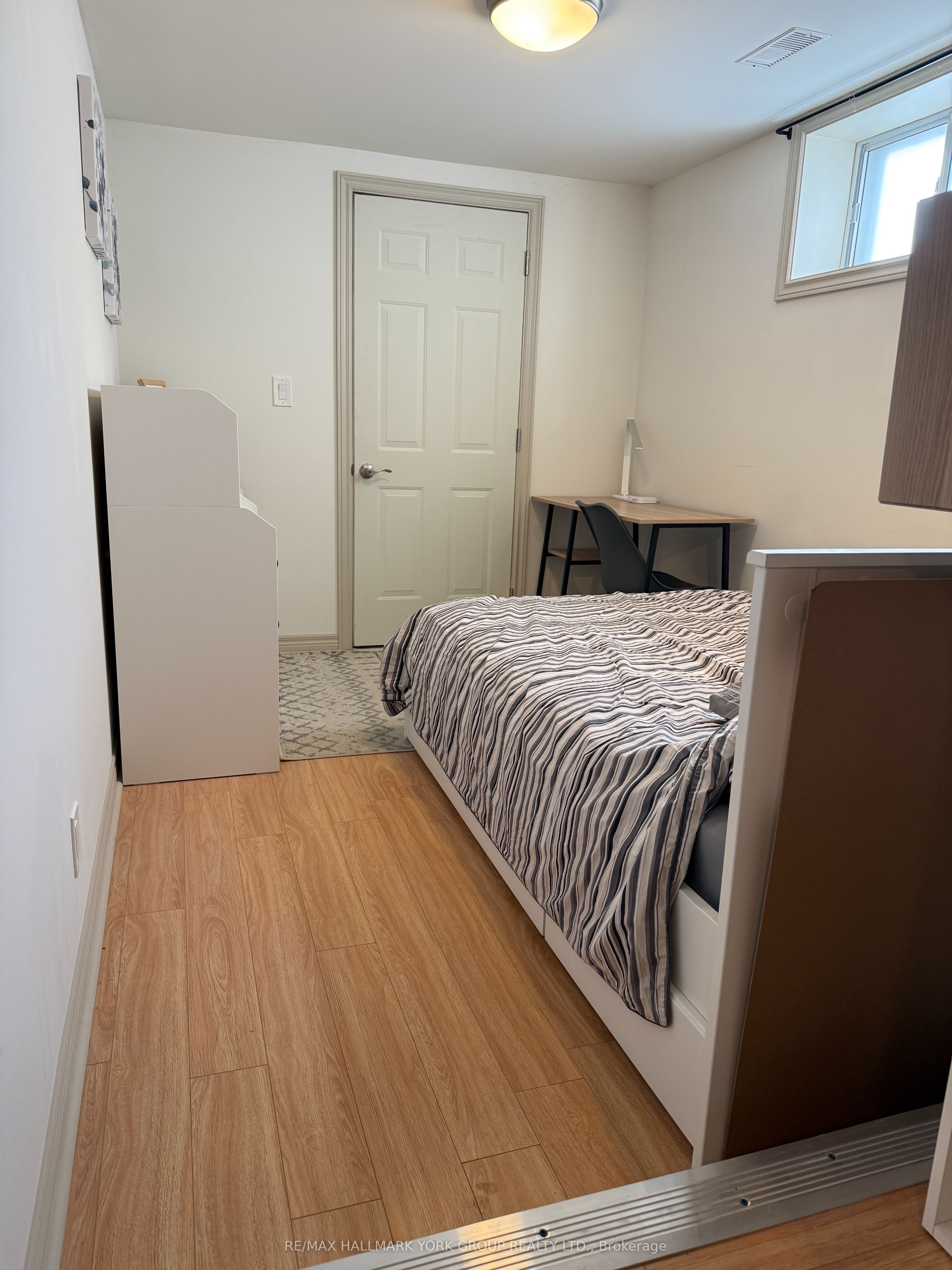 Unit lower - 2 Coates Avenue, Toronto 3