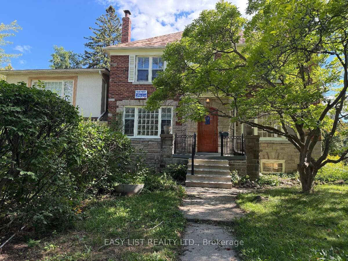 205 Ridley Boulevard, Toronto 3