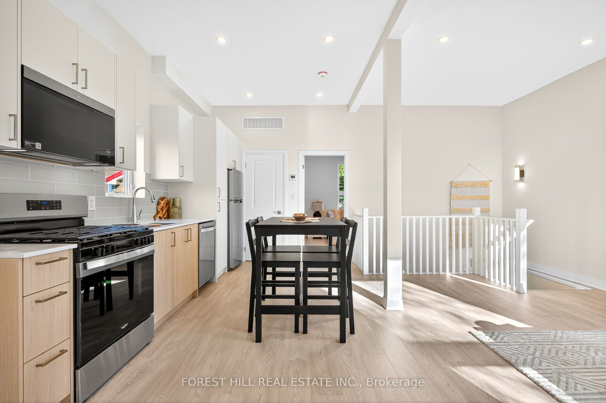 Unit R-GARDEN - 42 Chatfield Drive, North York 3