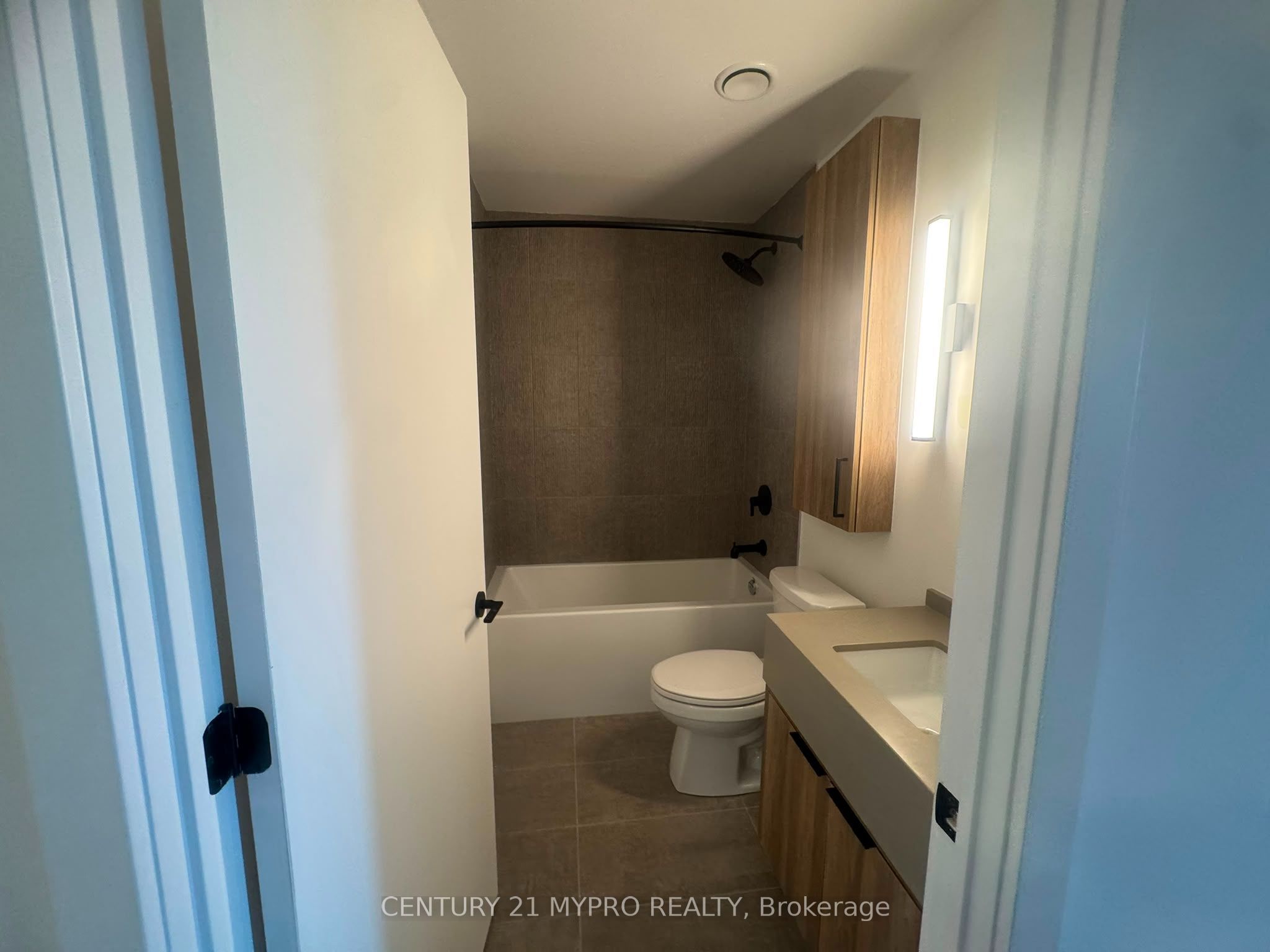 Unit 1619 - 89 Montclair Avenue, Toronto 4