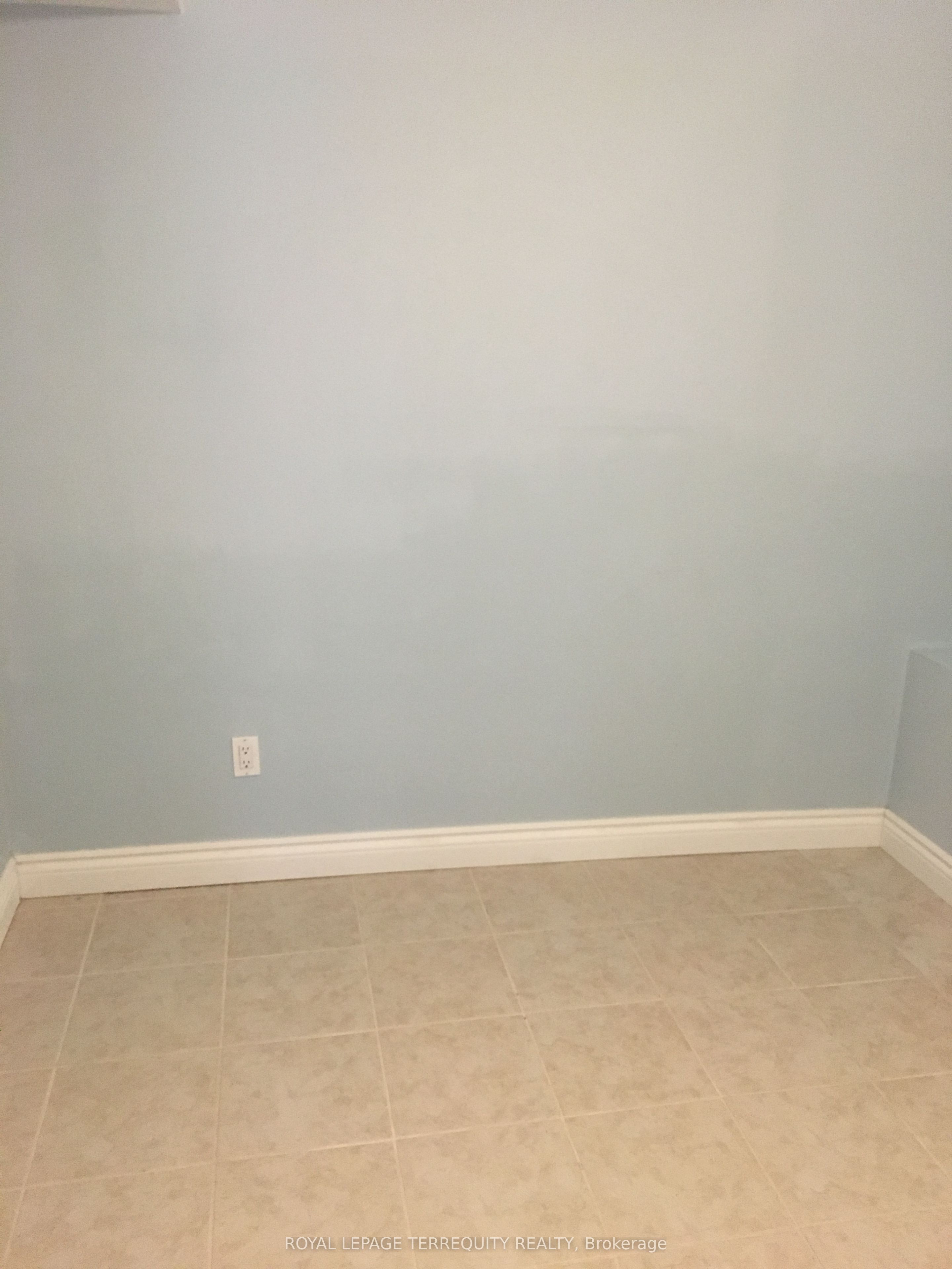 Unit Lower Unit - 305 Margueretta Street, Toronto 4