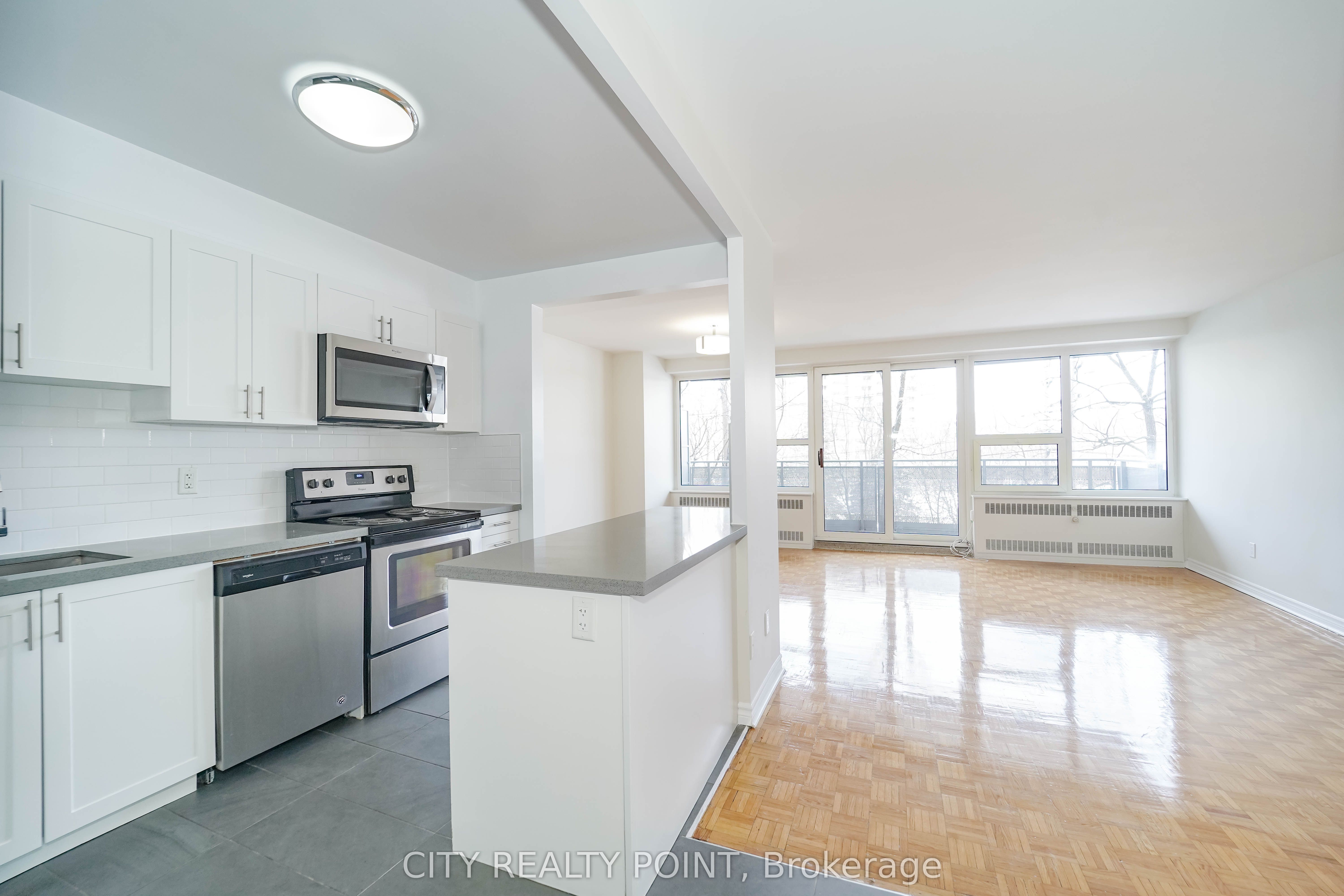 Unit 510 - 10 Shallmar Boulevard, Toronto 2