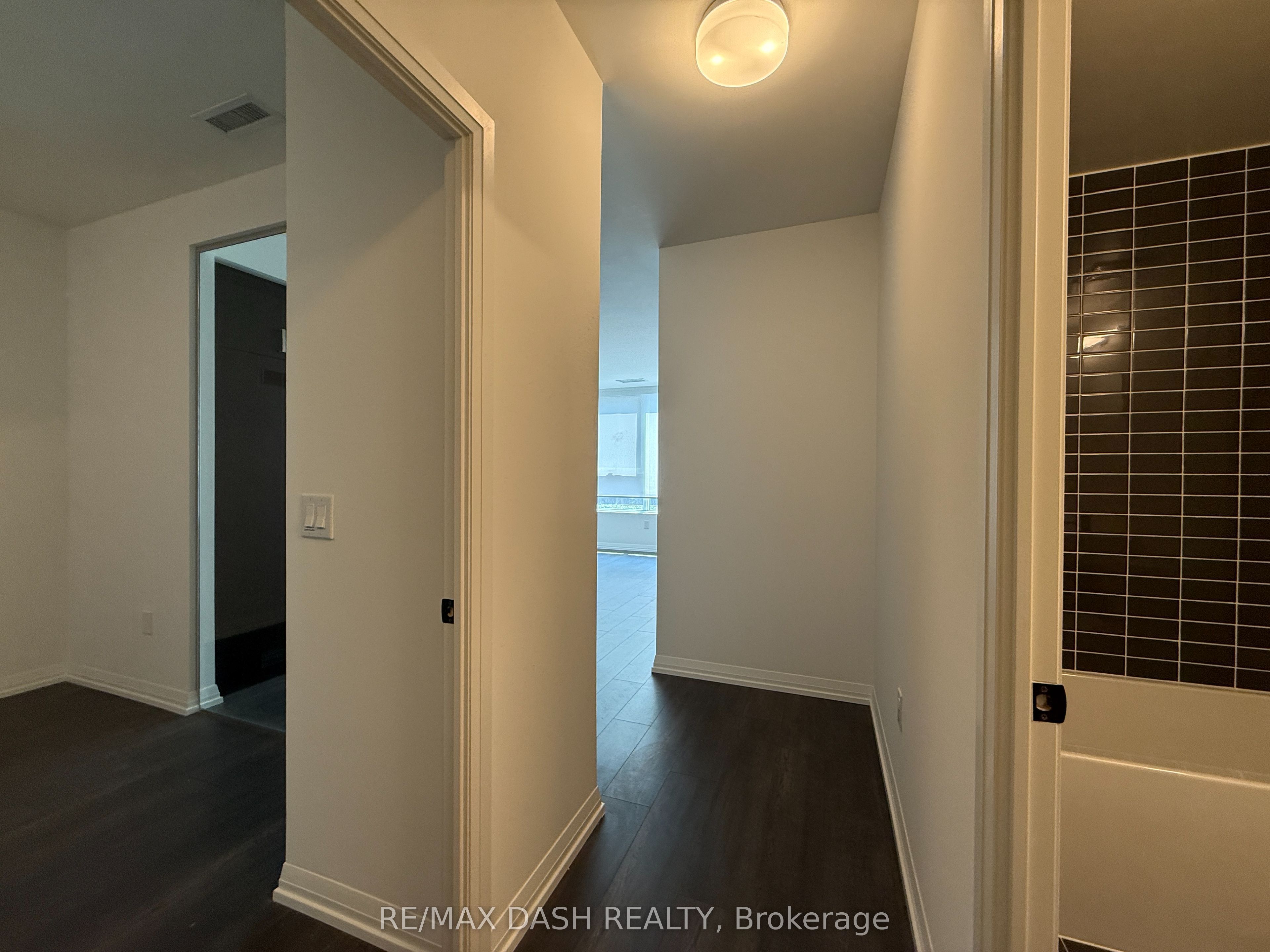Unit 410 - 280 Dundas Street S, Toronto 5