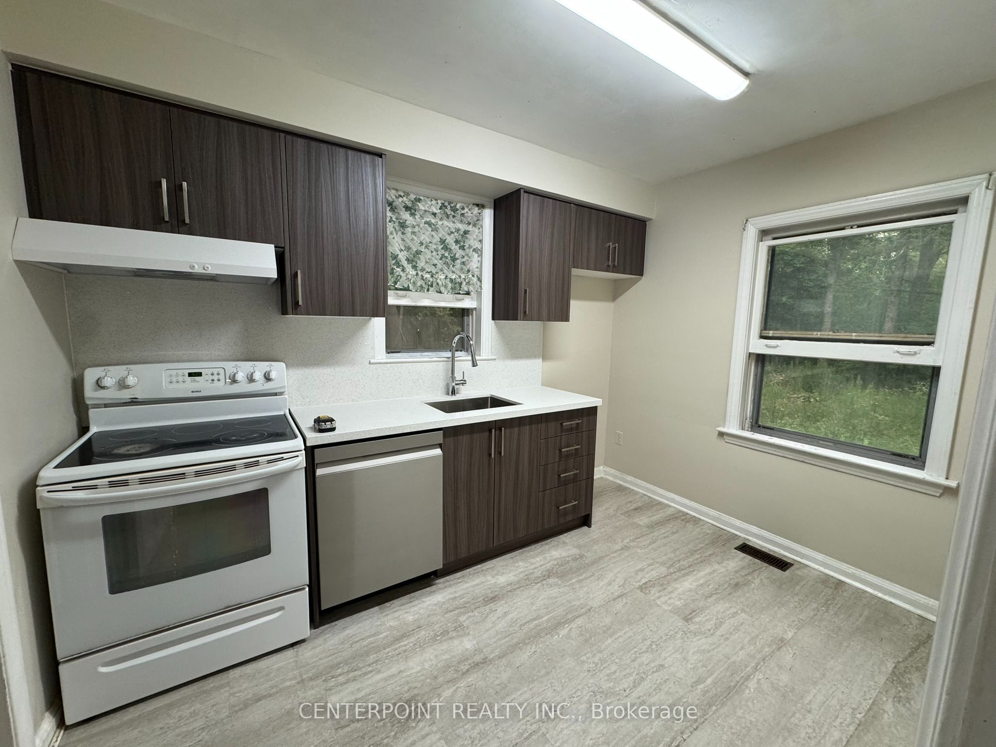 27 Grantbrook Street, North York 2