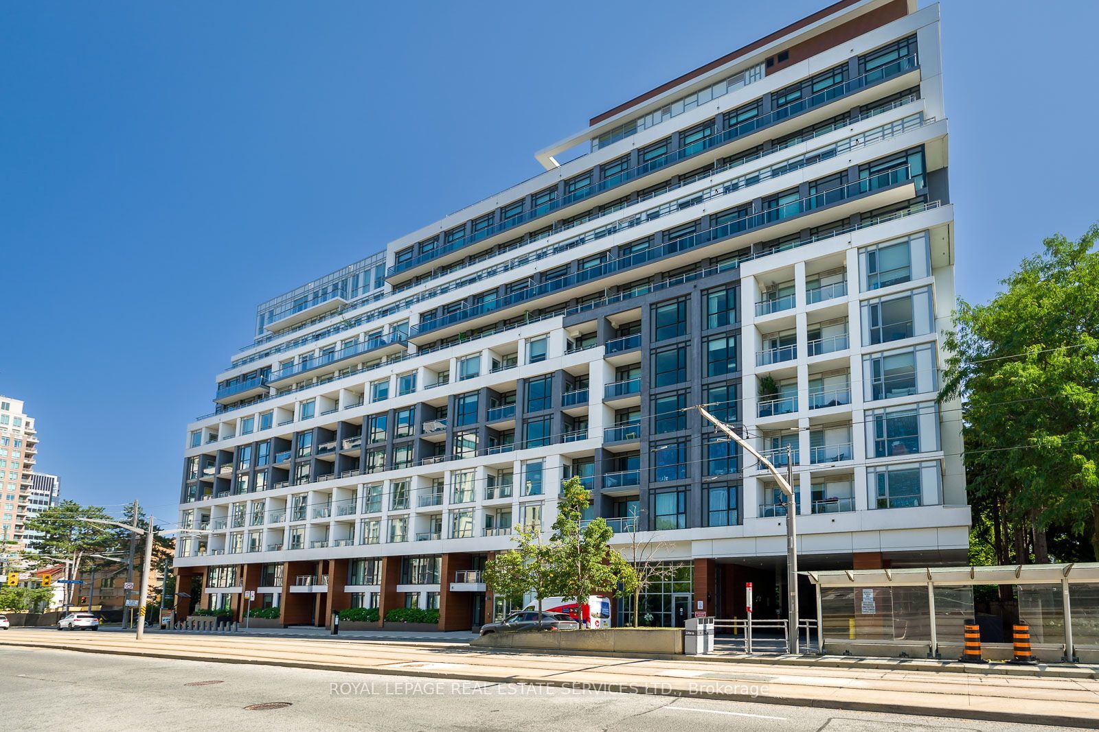 Unit 1110 - 223 St Clair Avenue W, Toronto 2