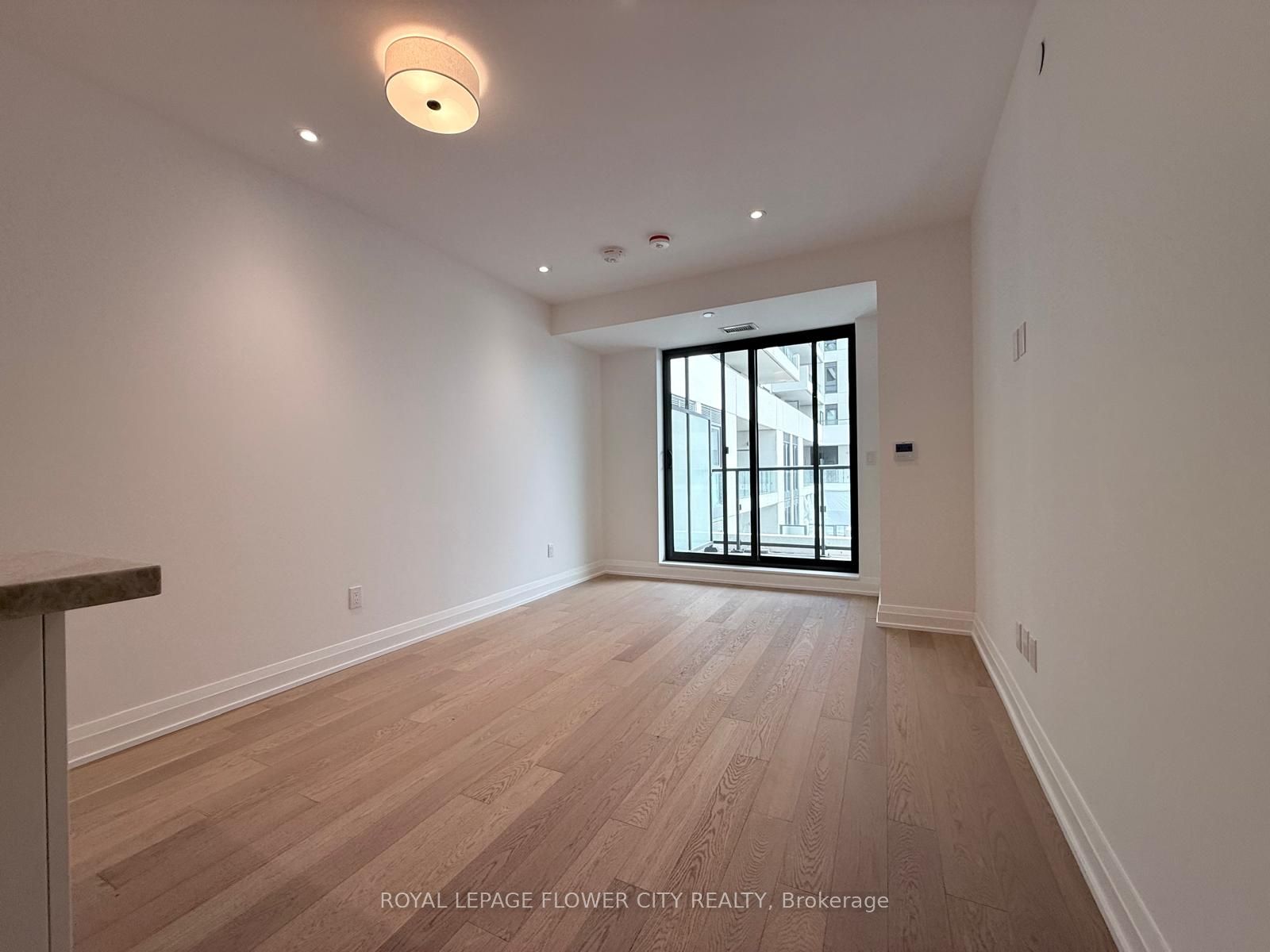 Unit 301 - 505 Glencairn Avenue, North York 2
