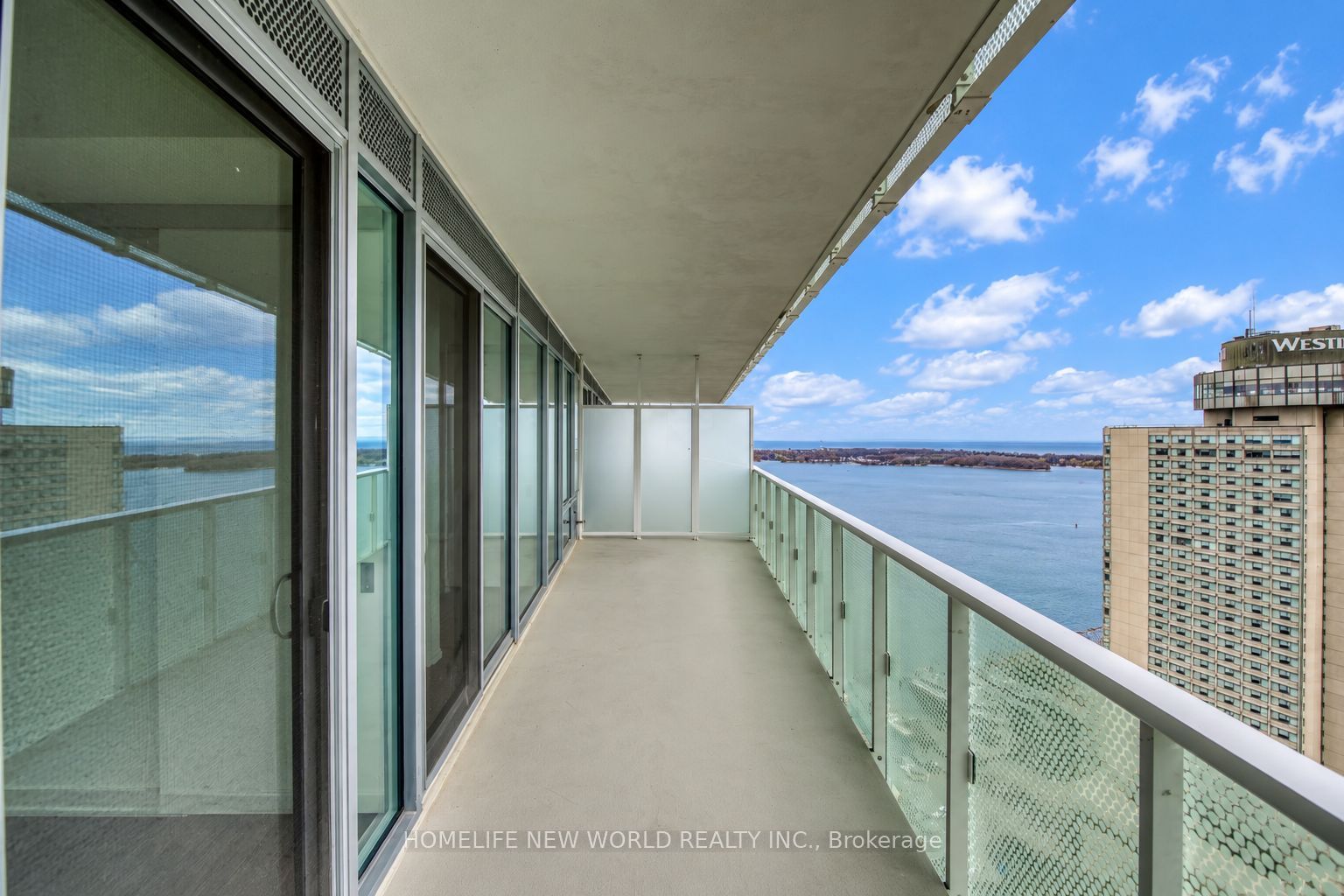 Unit 3204 - 15 Queens Quay E, Toronto 3
