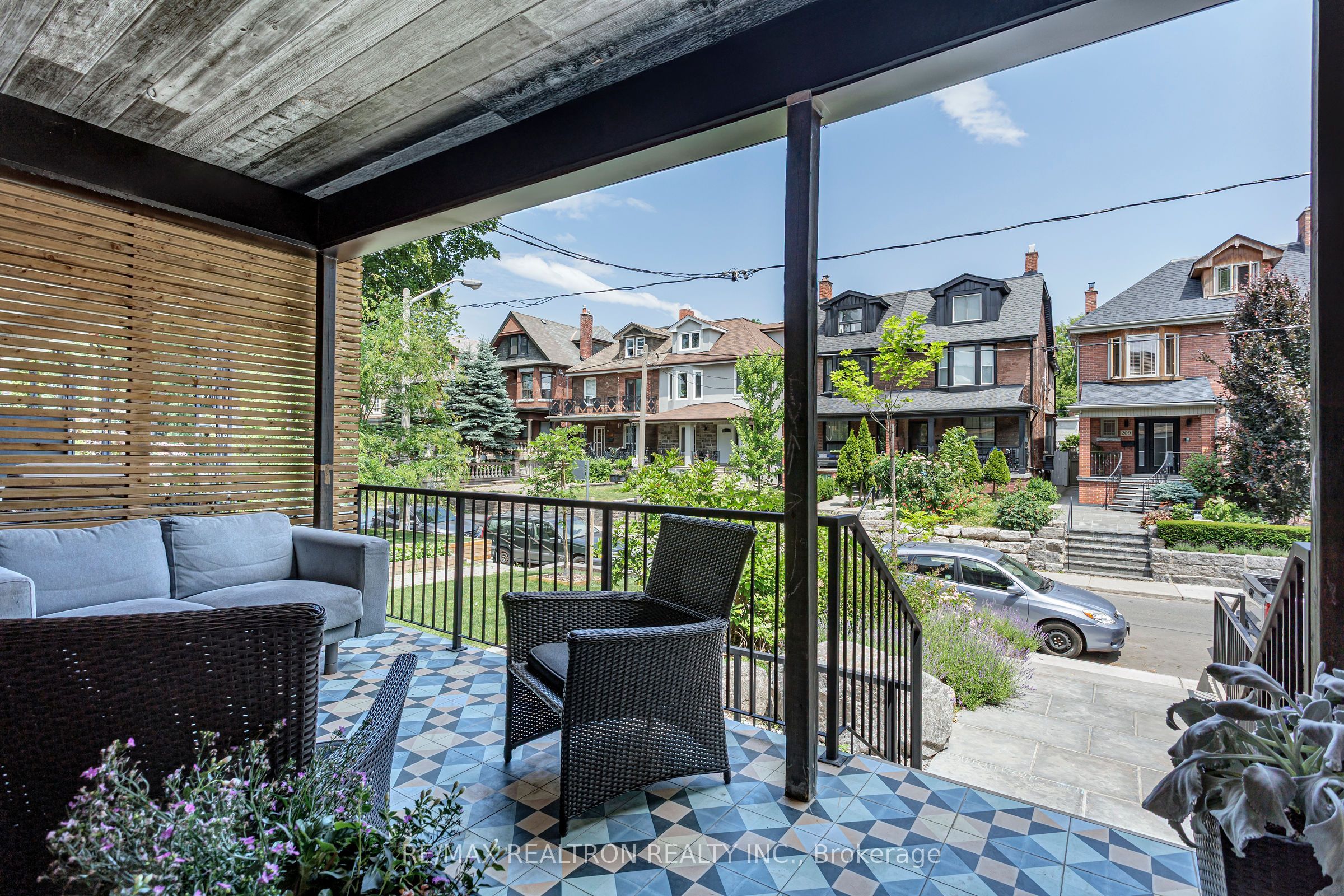 214 Grace Street, Toronto 3