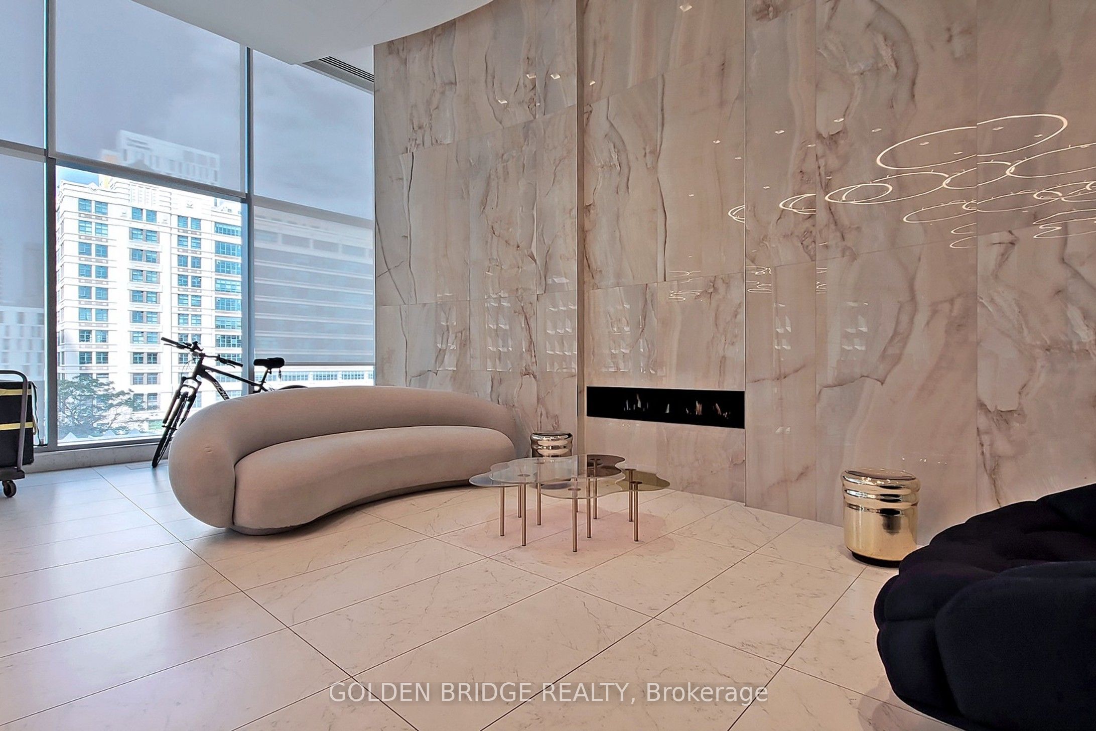 Unit 2410 - 251 Jarvis Street, Toronto 5