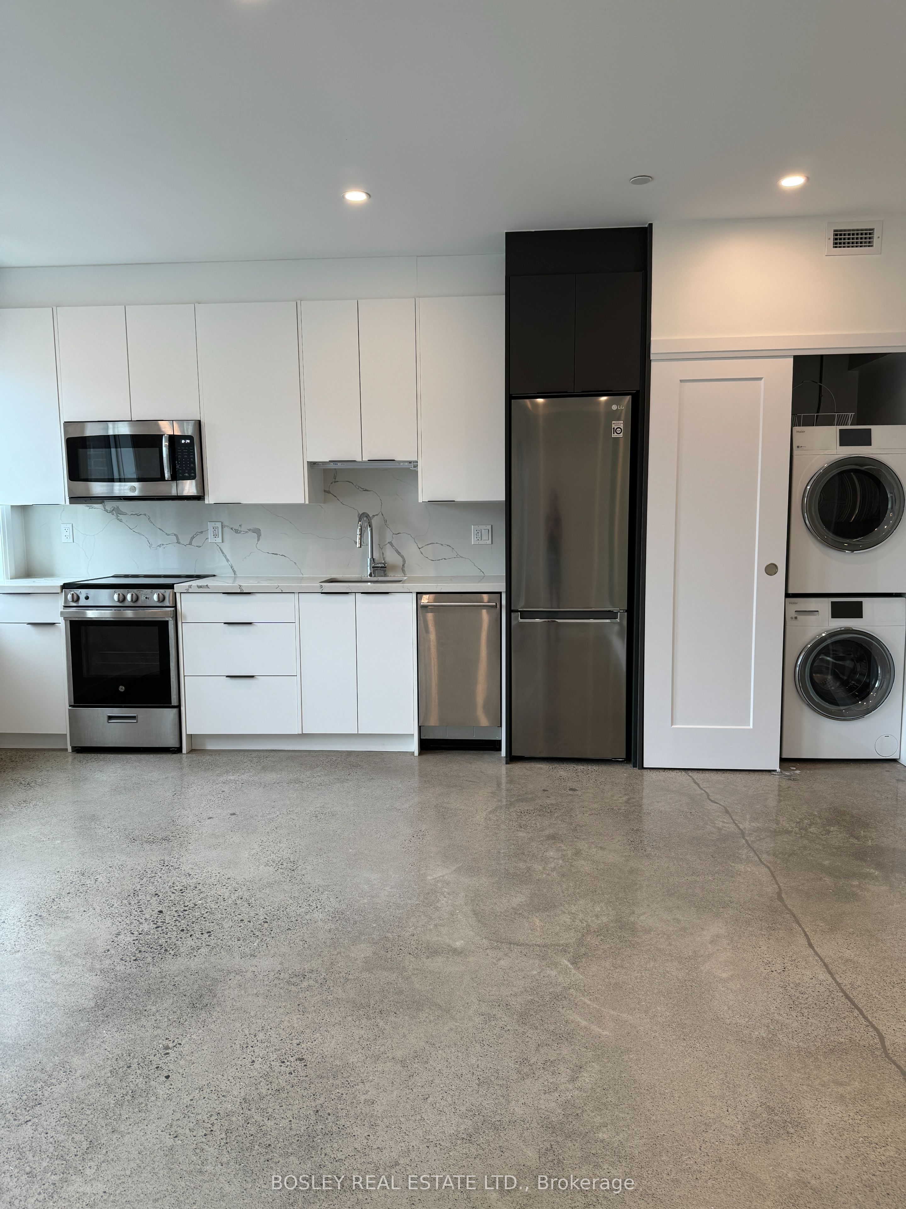Unit 25 - 41 River Street, Toronto 3