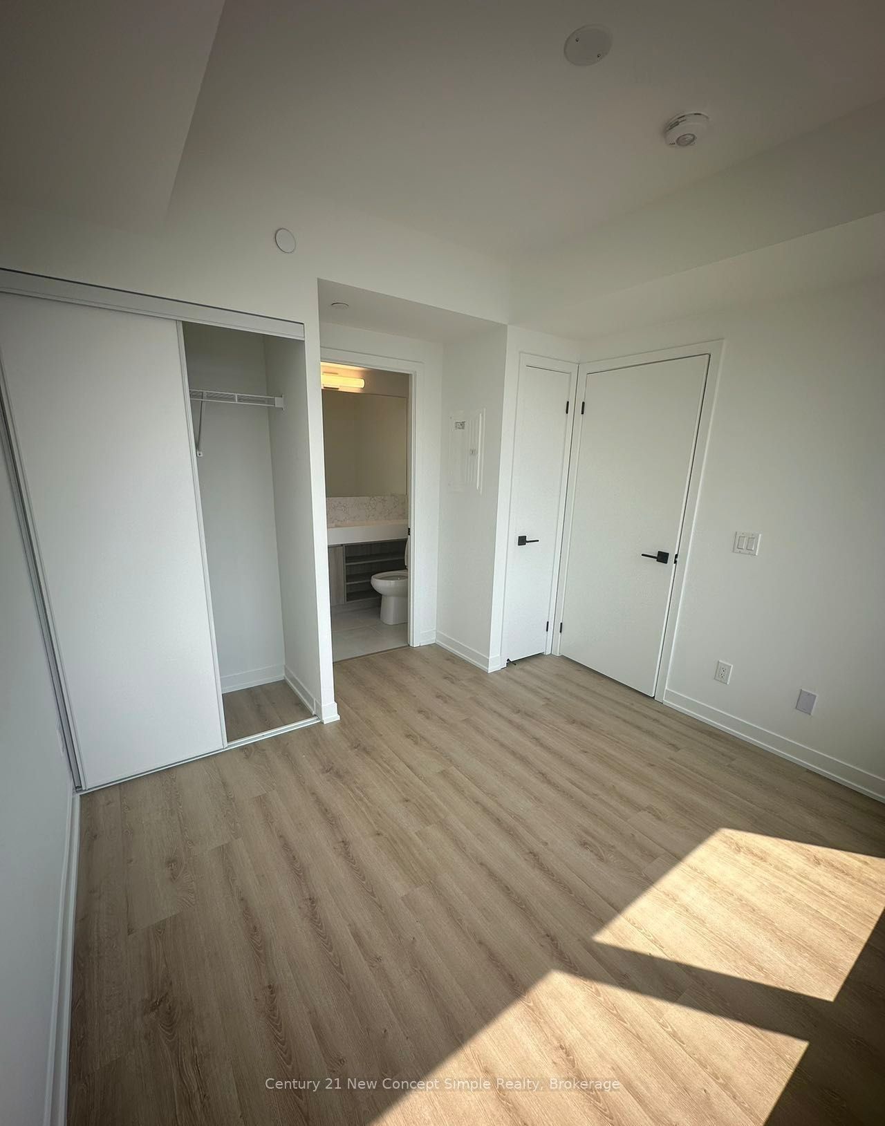Unit 3301 - 319 Jarvis Street, Toronto 5