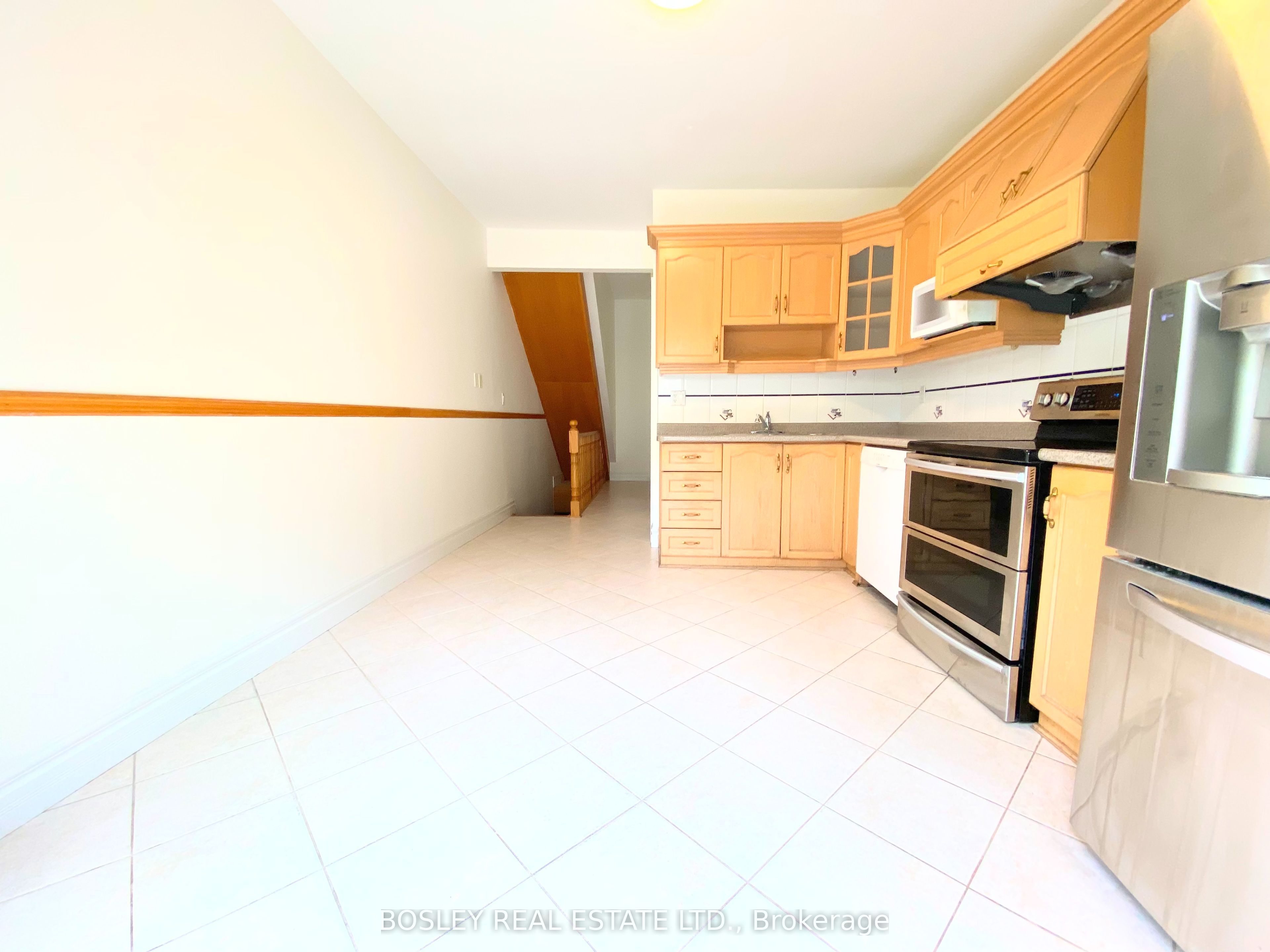 Unit Main & Lower - 260 Ossington Avenue, Toronto 5