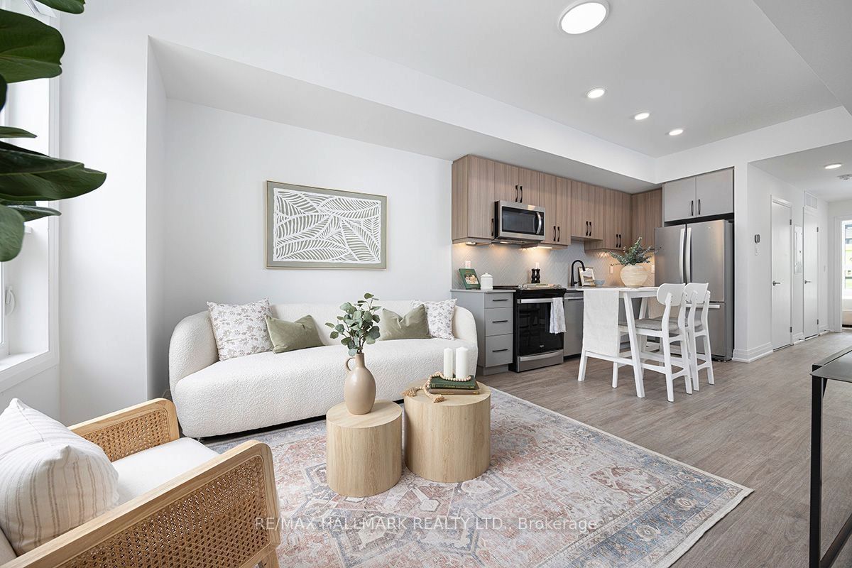 Unit 2 - 15 Brenthall Avenue W, North York 4