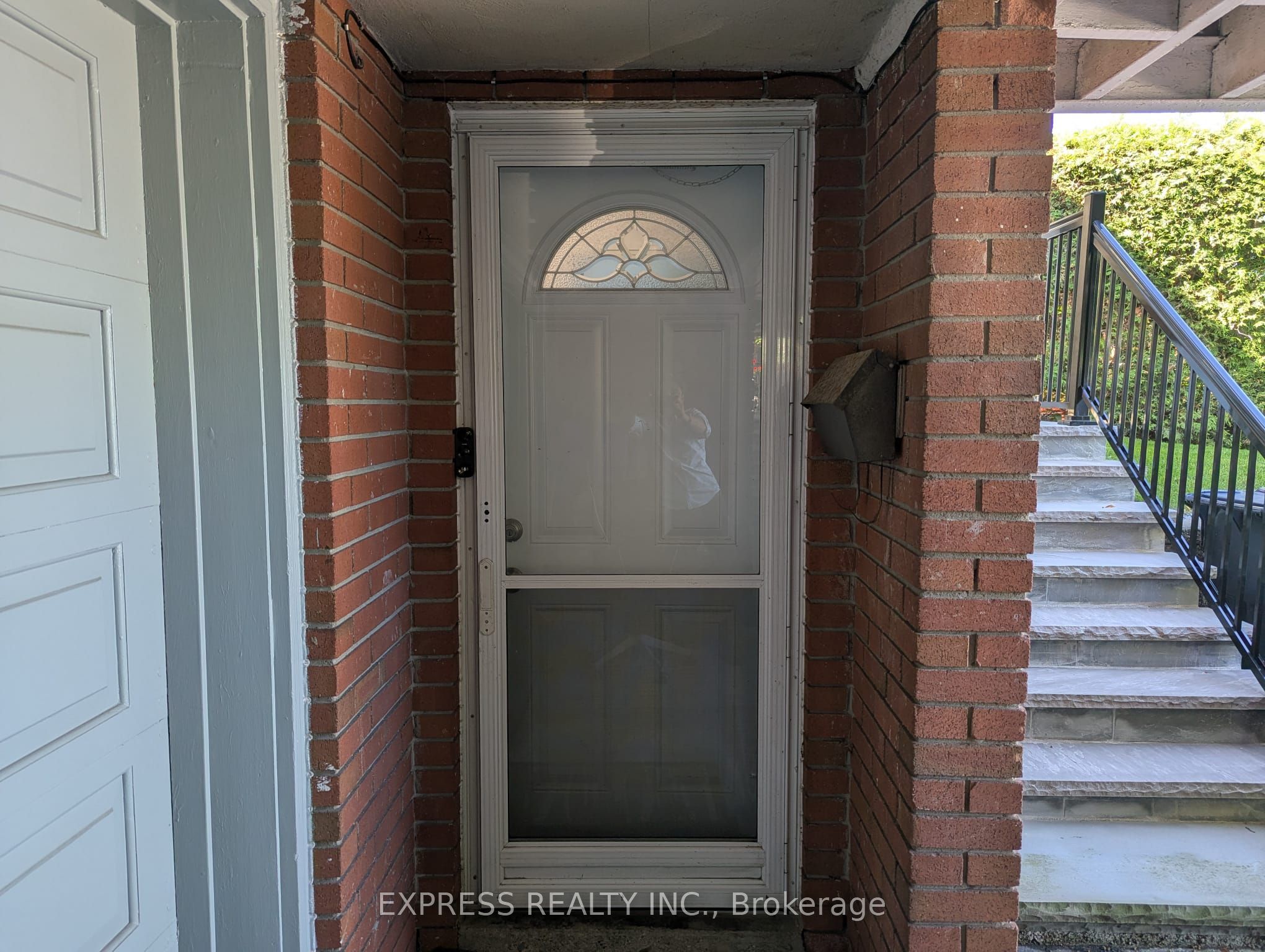 Unit Bsmt - 105 Faye Drive, North York 3