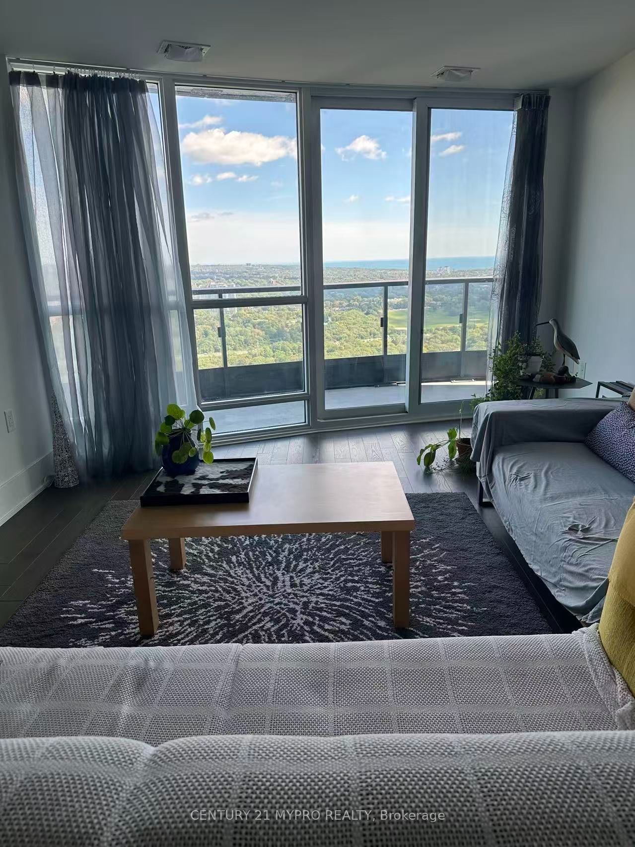 Unit 3818 - 585 Bloor Street E, Toronto 3