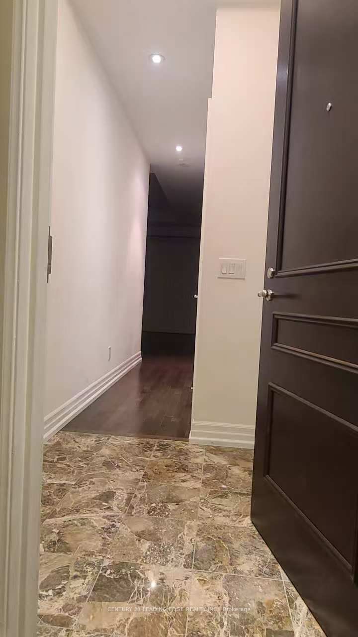 Unit 612 - 21 Burkebrook Place, North York 5