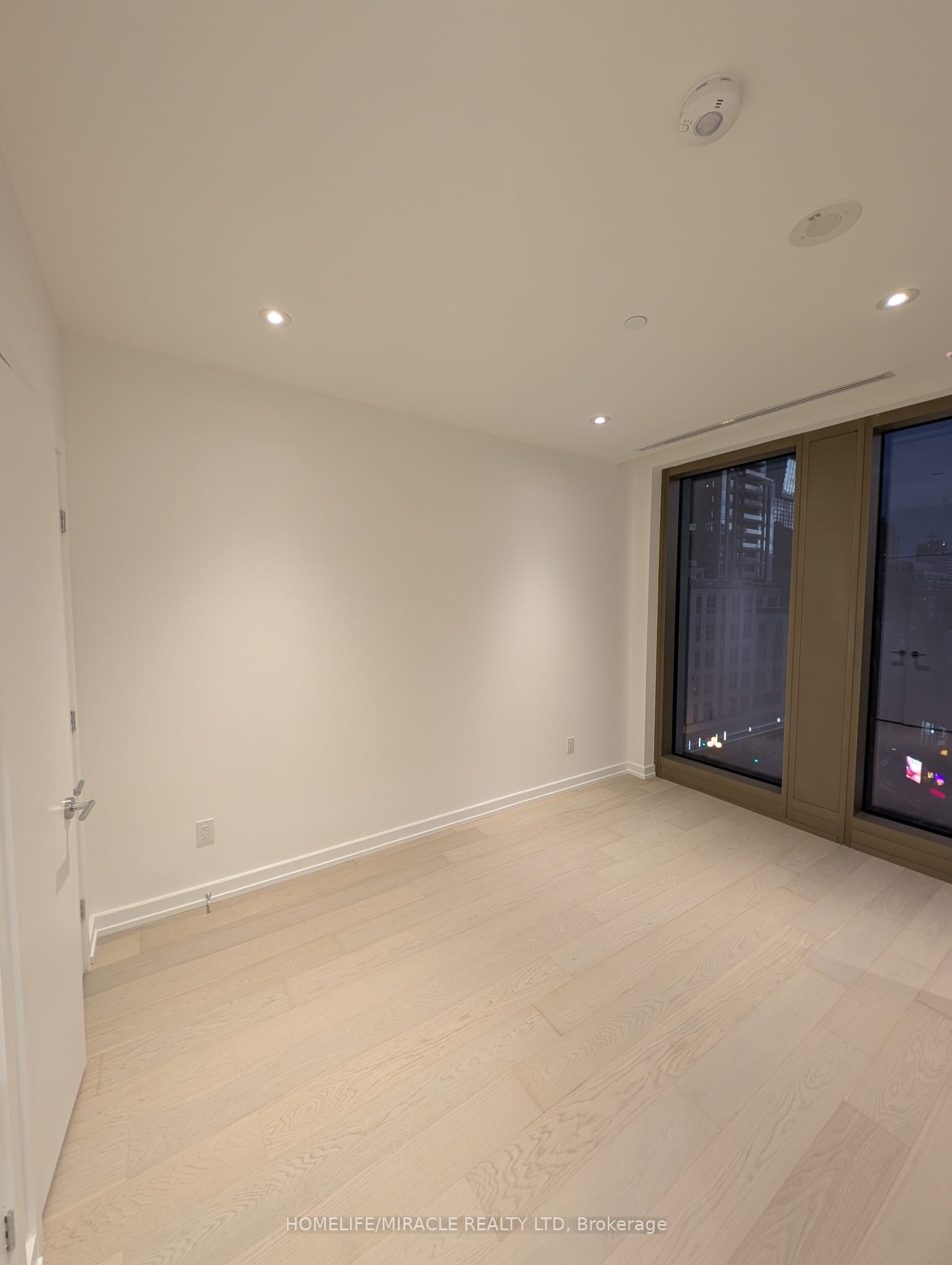 Unit 605 - 1315 Bay Street, Toronto 5