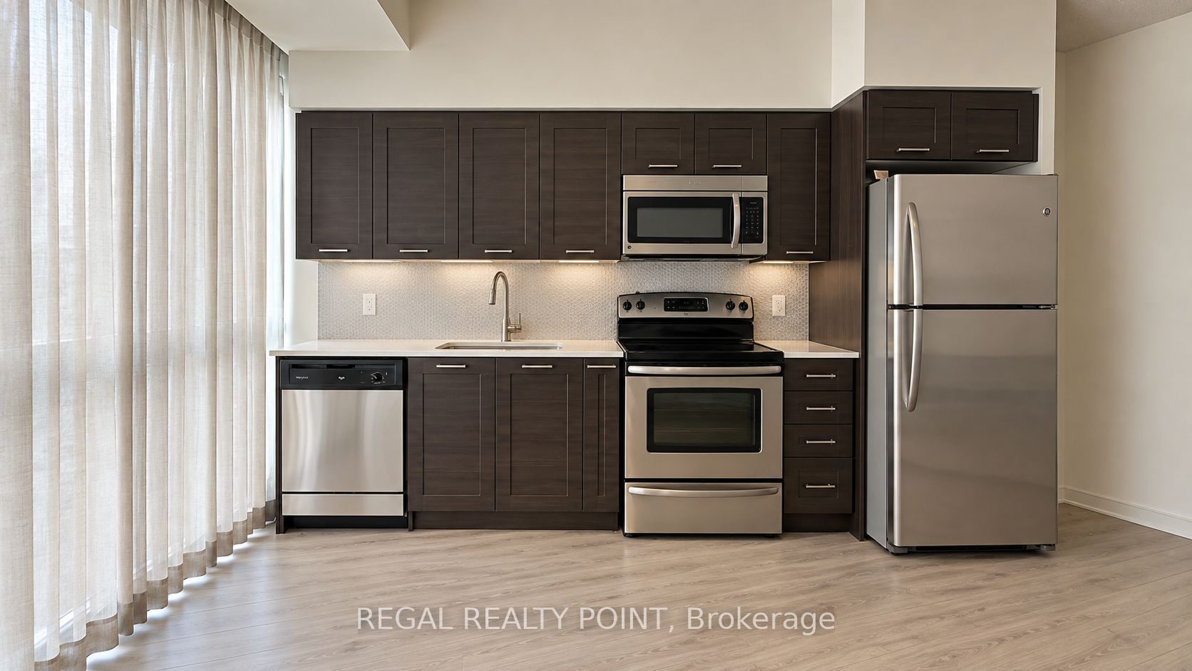 Unit 321 - 169 Fort York Boulevard, Toronto 3