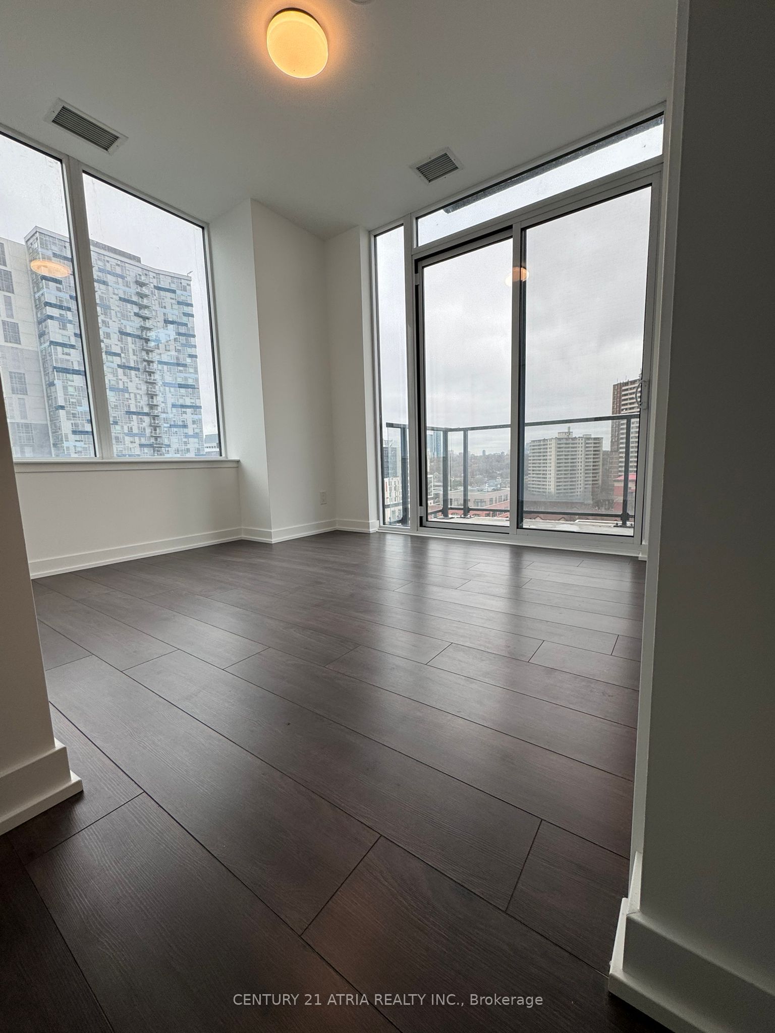 Unit 1119 - 5 Defries Street, Toronto 5