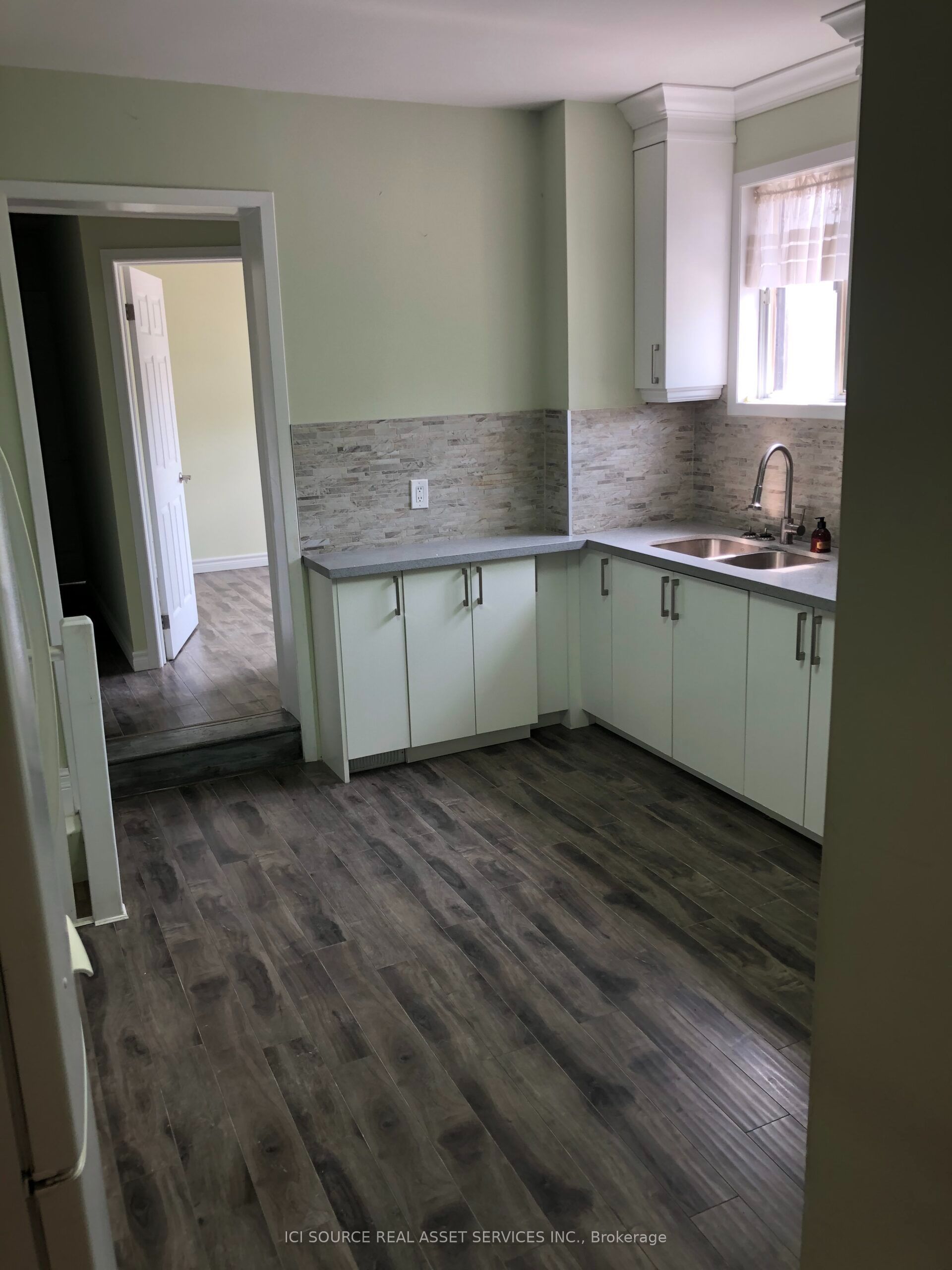 Unit 1 - 849 Bathurst Street, Toronto 3