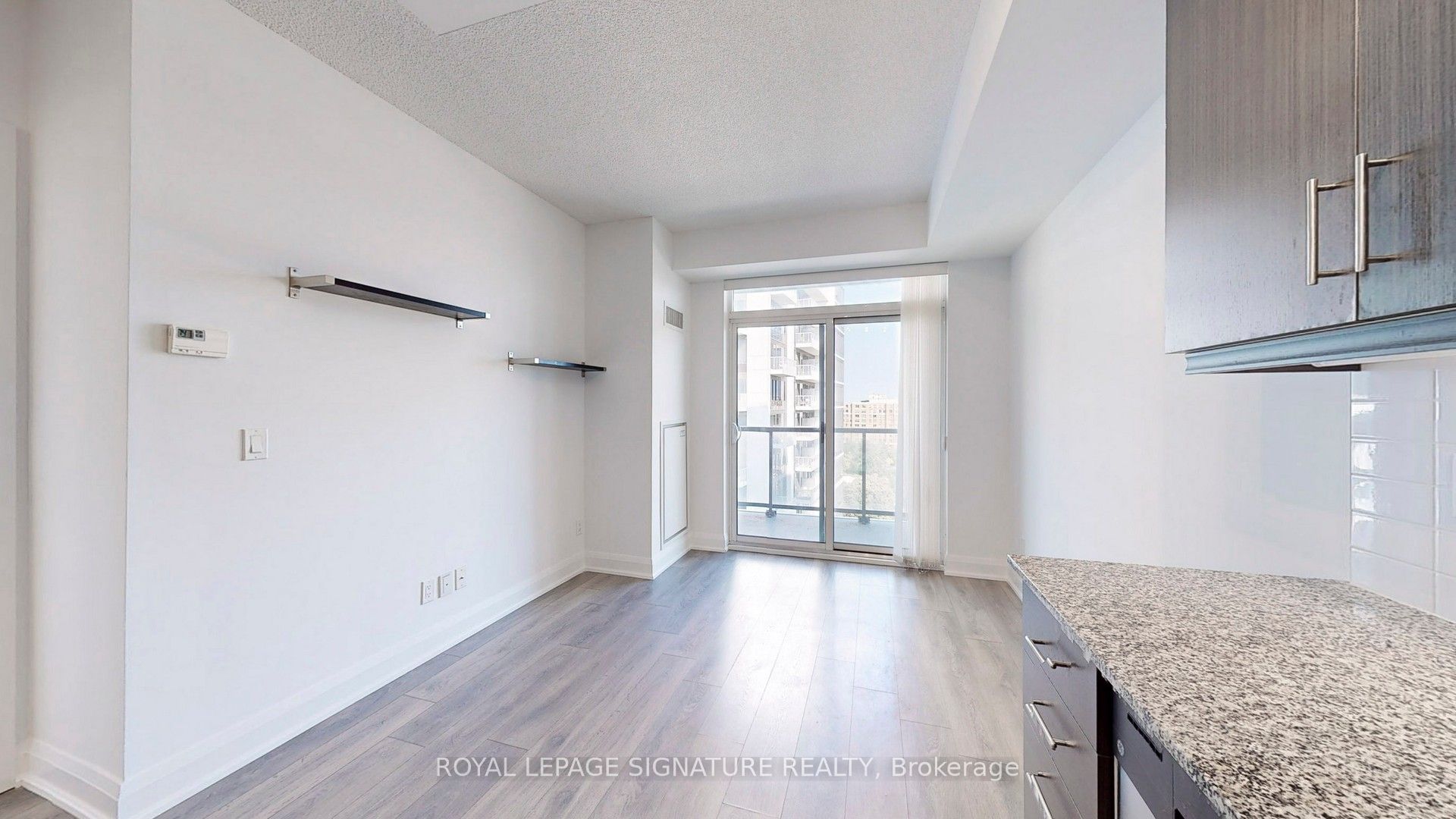 Unit 1515 - 68 Canterbury Place, North York 4