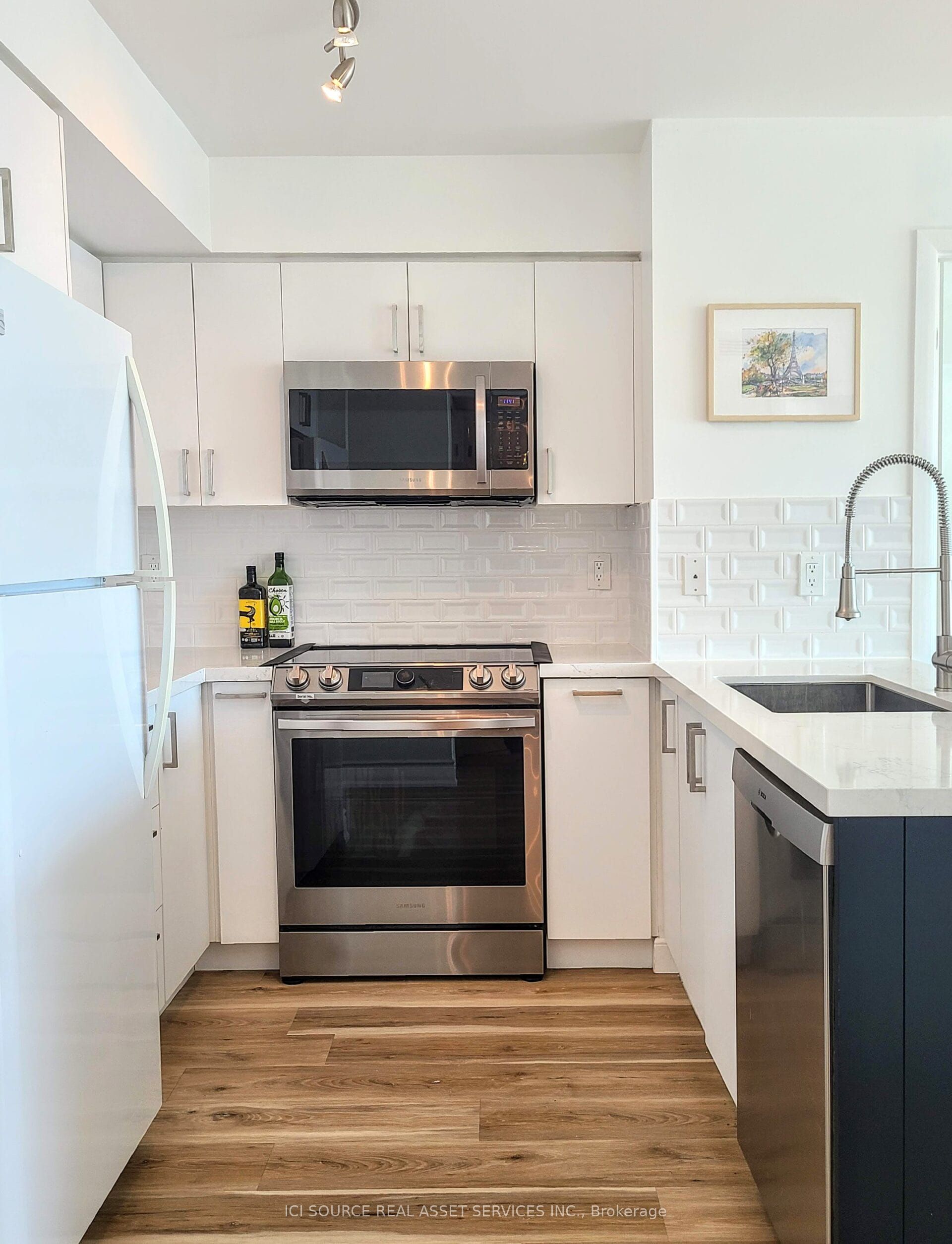 Unit 611 - 219 Fort York Boulevard, Toronto 4
