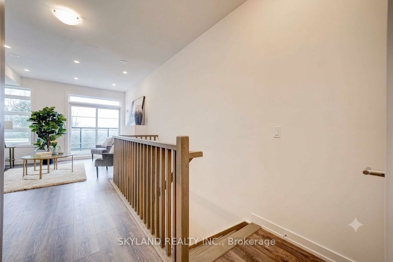 Unit 40 - 57 Finch Avenue W, North York 2