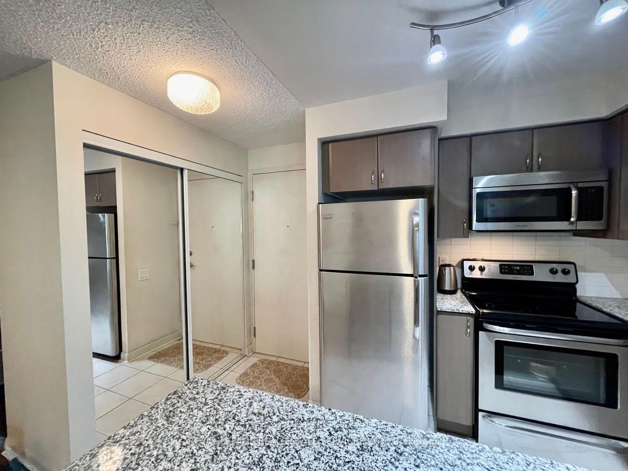 Unit 340 - 525 Wilson Avenue, North York 2
