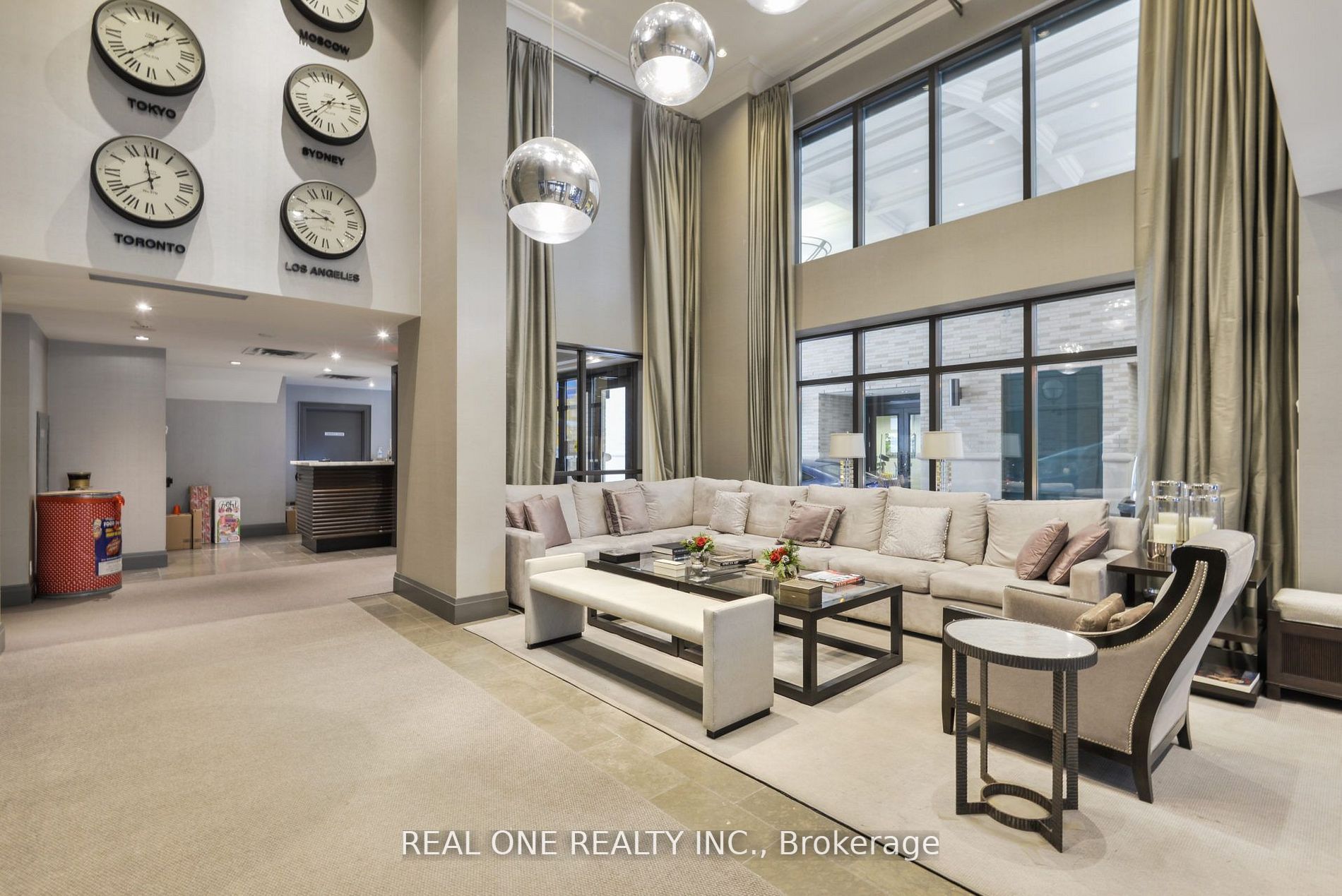 Unit 408 - 35 Hayden Street, Toronto 2