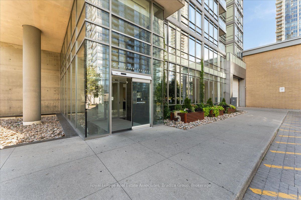 Unit 3203 - 5 Mariner Terrace, Toronto 5