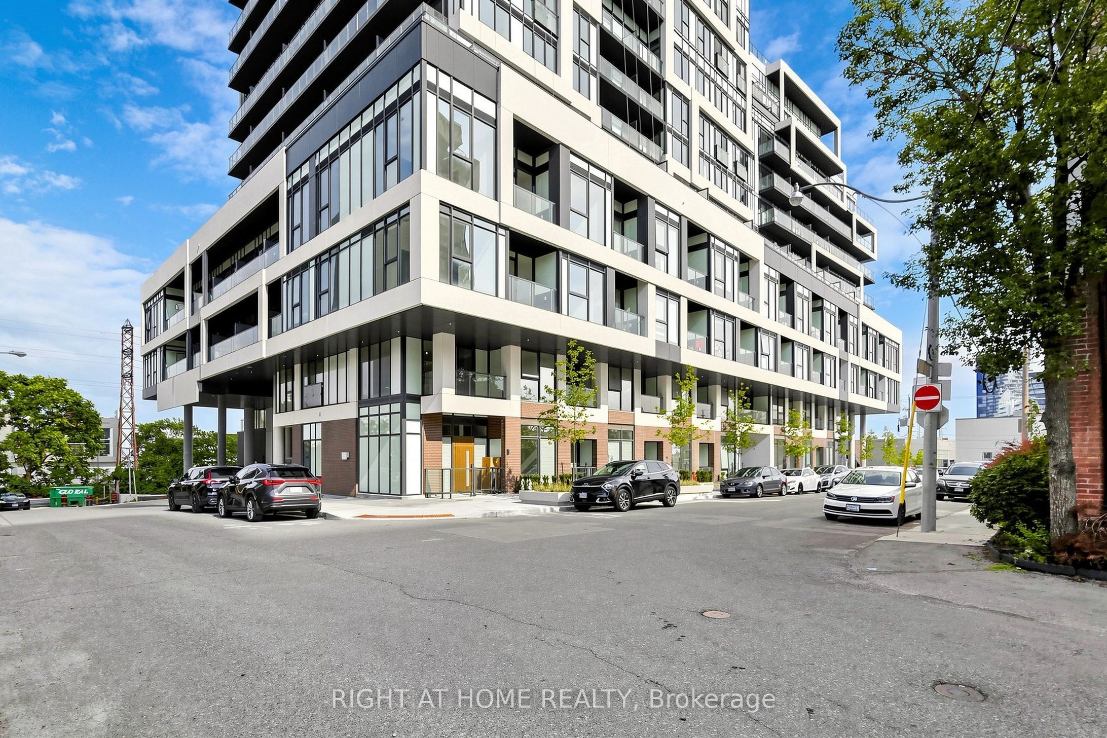 Unit 2502 - 5 Defries Street, Toronto 4