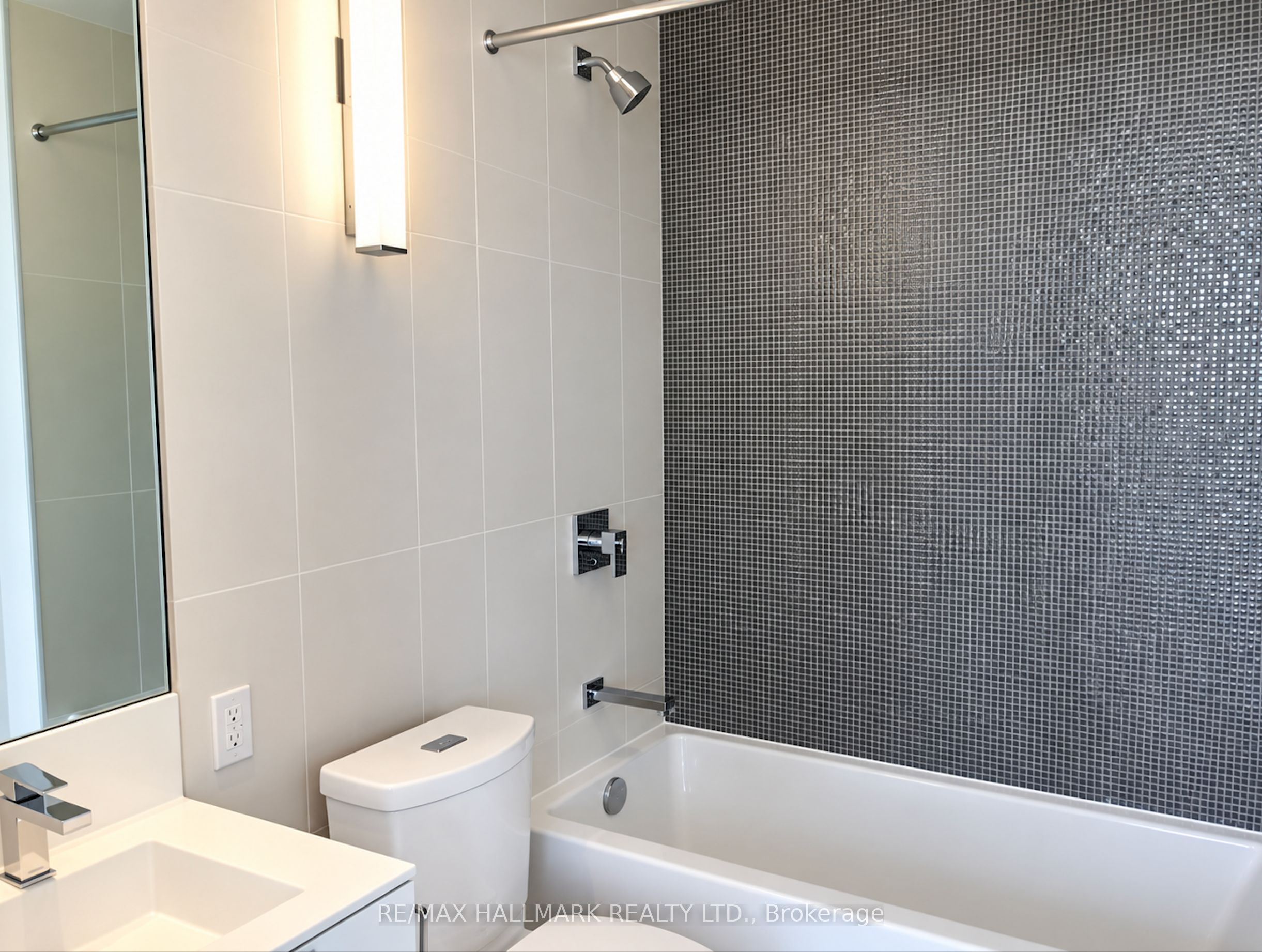 Unit 2202 - 125 Peter Street, Toronto 5