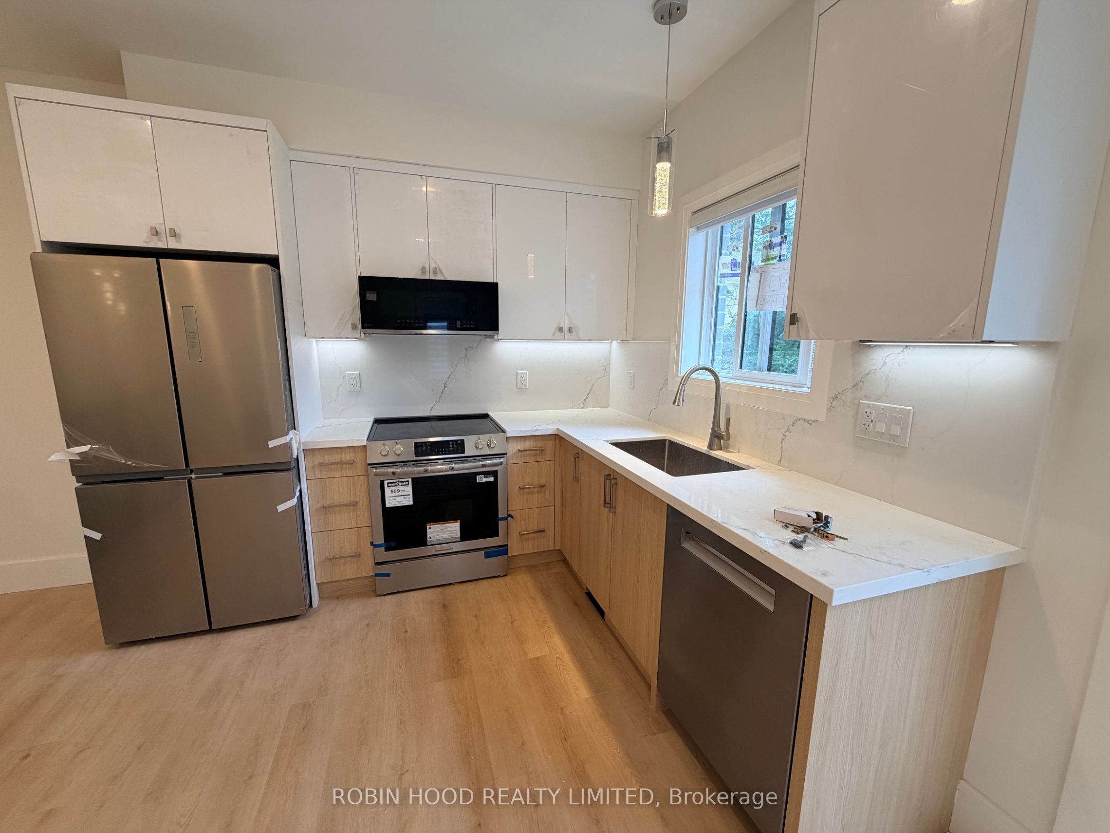 Unit C - 12 Southwell Drive, North York 3