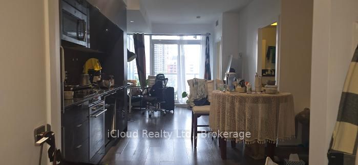 Unit 806 - 28 Avondale Avenue, North York 4