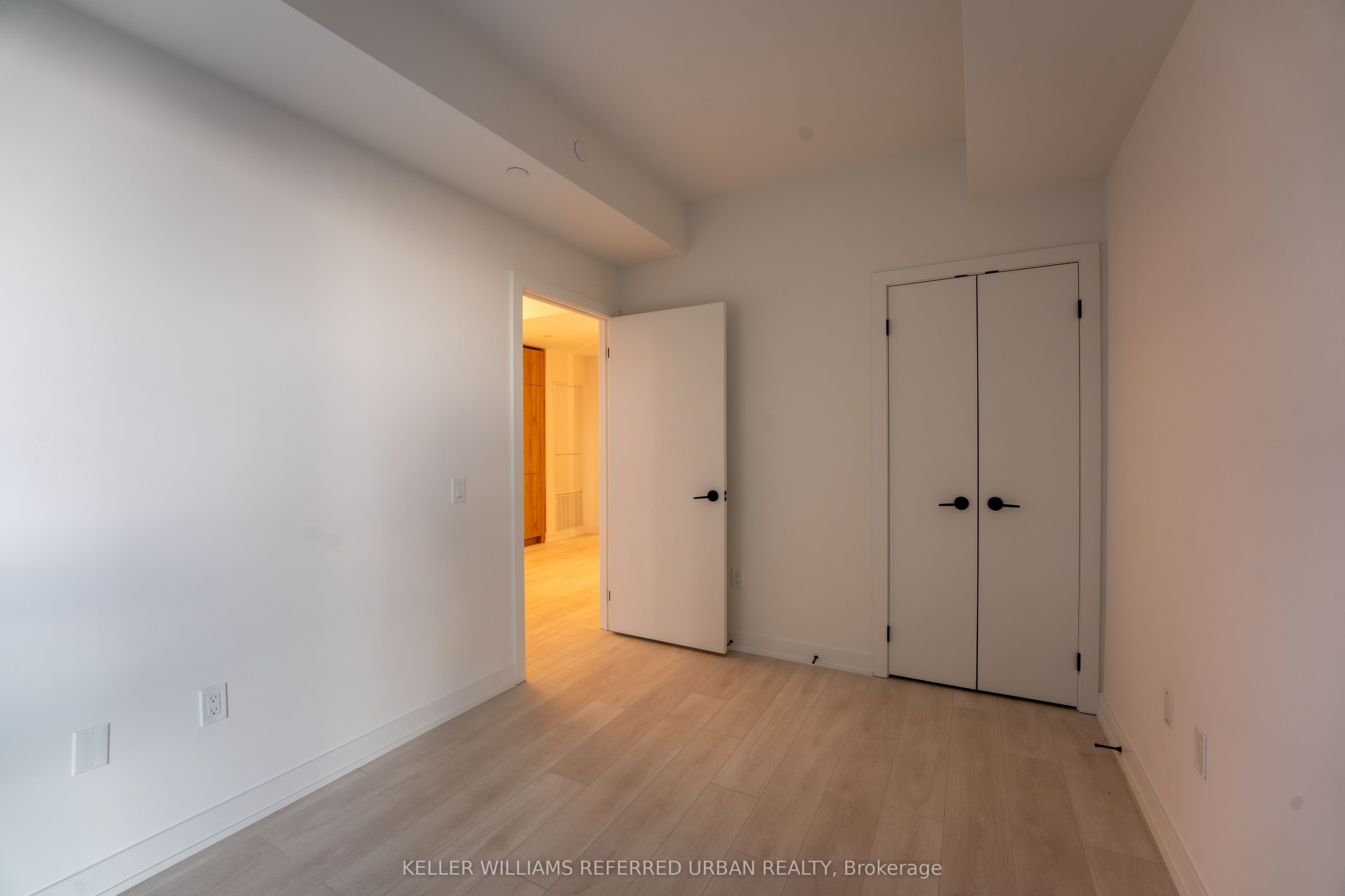 Unit N1301 - 117 Broadway Avenue, Toronto 5