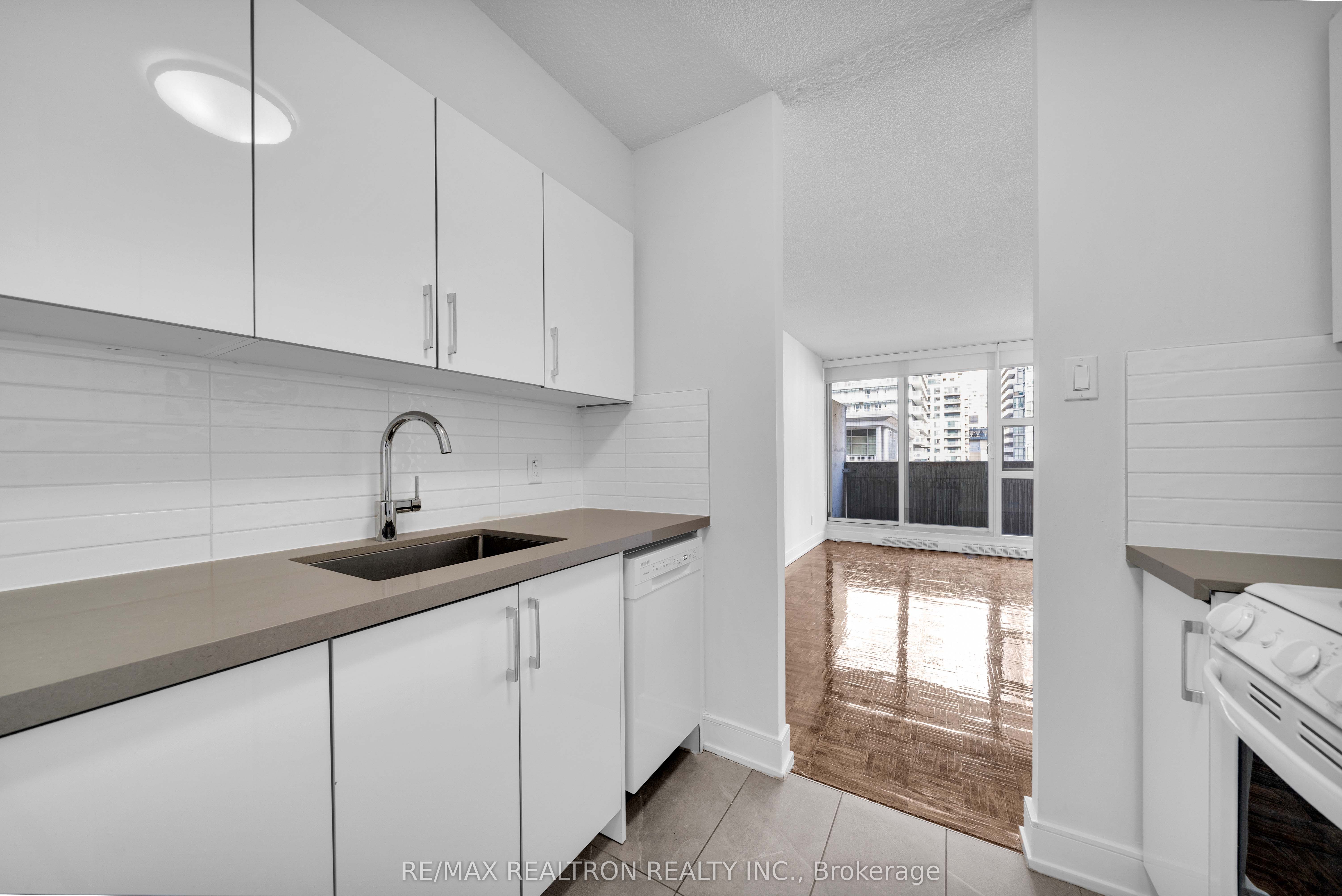 Unit 1811 - 33 Isabella Street, Toronto 5
