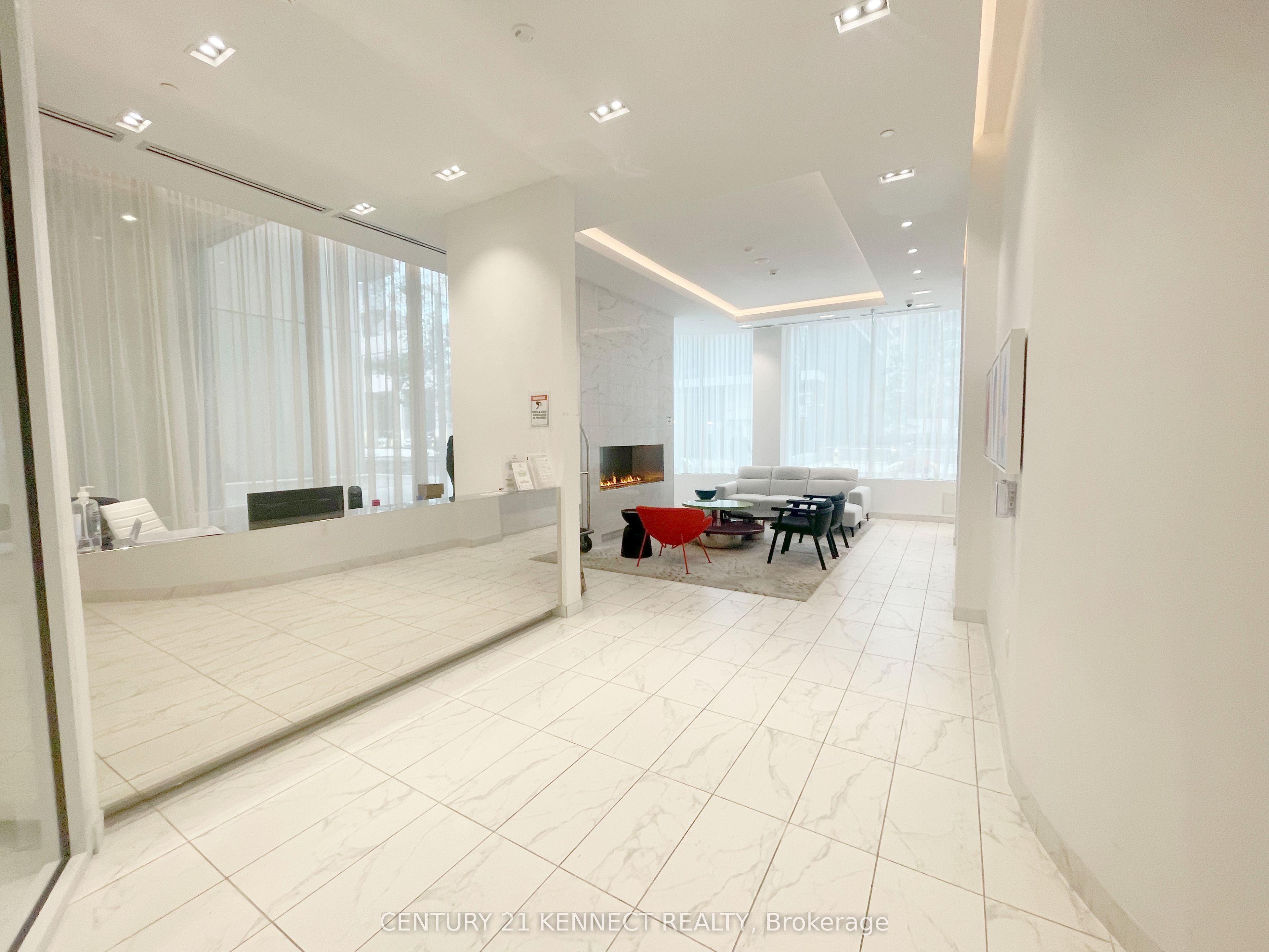 Unit 720 - 238 Simcoe Street, Toronto 2