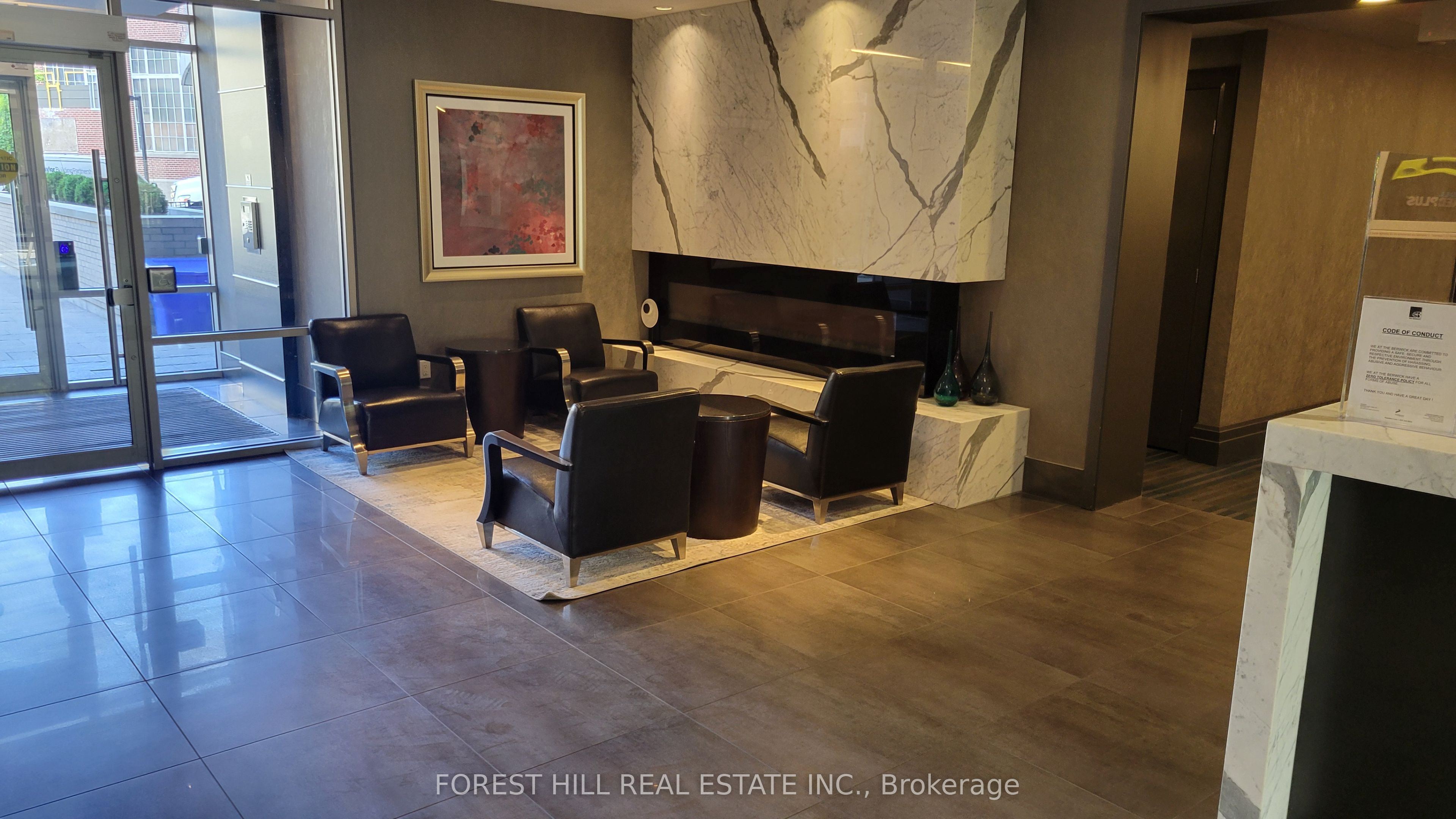 Unit 1012 - 60 Berwick Avenue, Toronto 4
