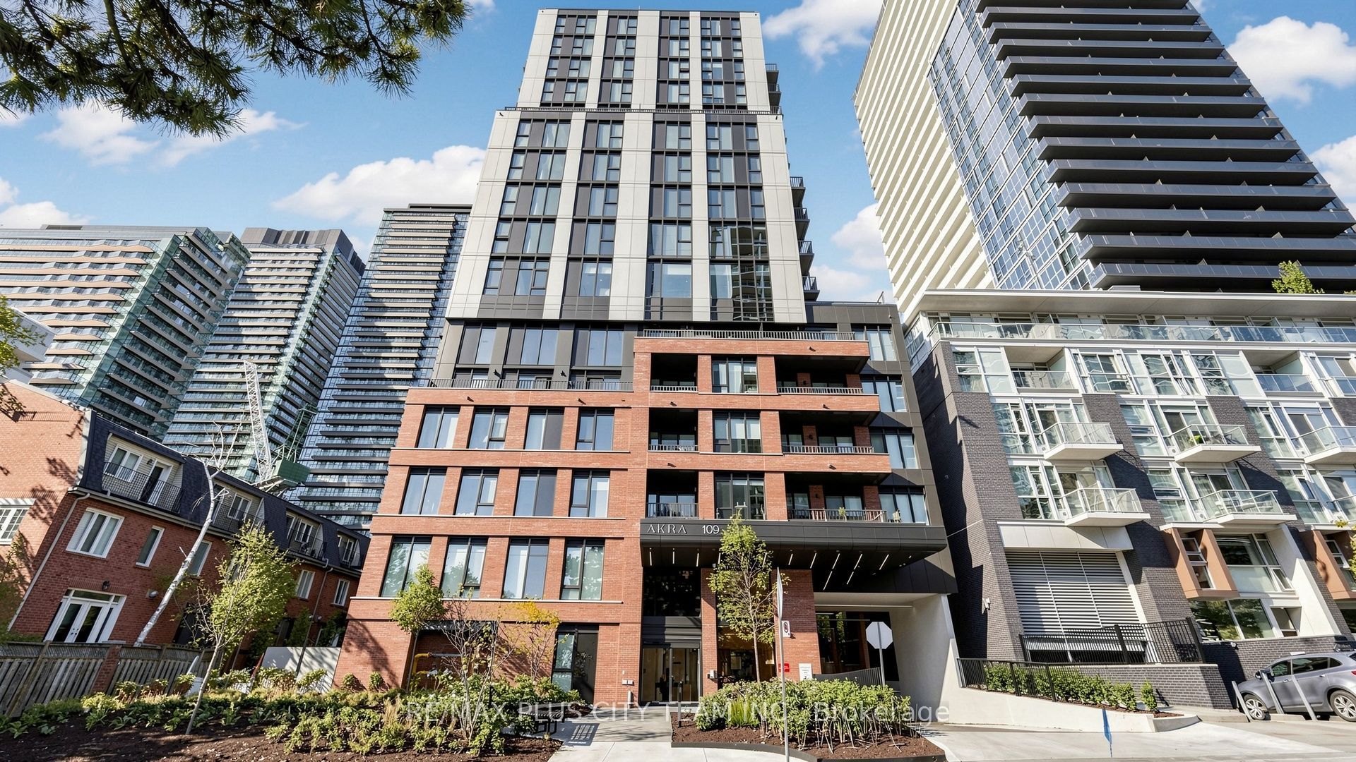 Unit 1801 - 109 Erskine Avenue, Toronto 2