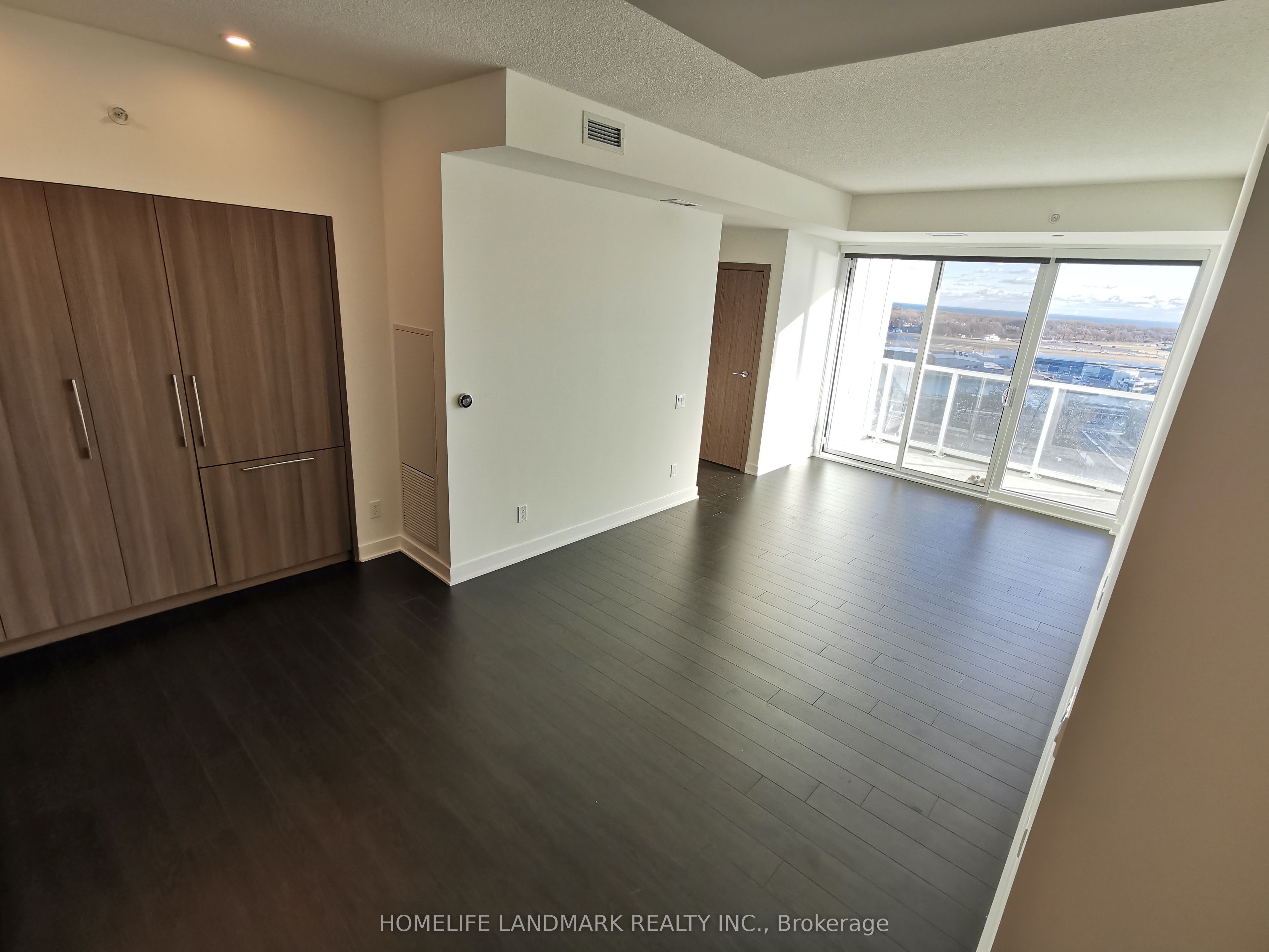 Unit 2115 - 17 Bathurst Street, Toronto 4
