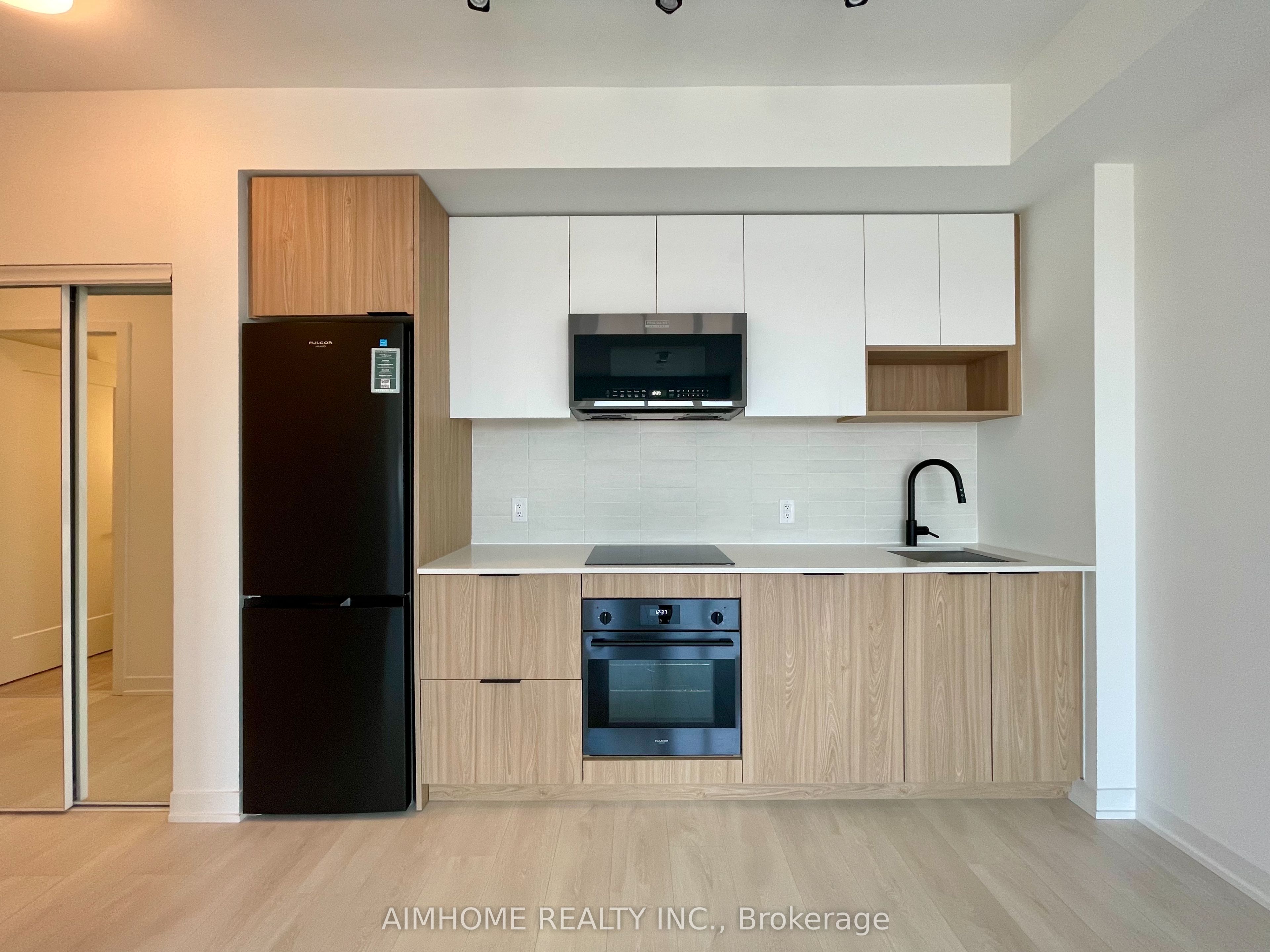 Unit 1712 - 5 DEFRIES Street, Toronto 5