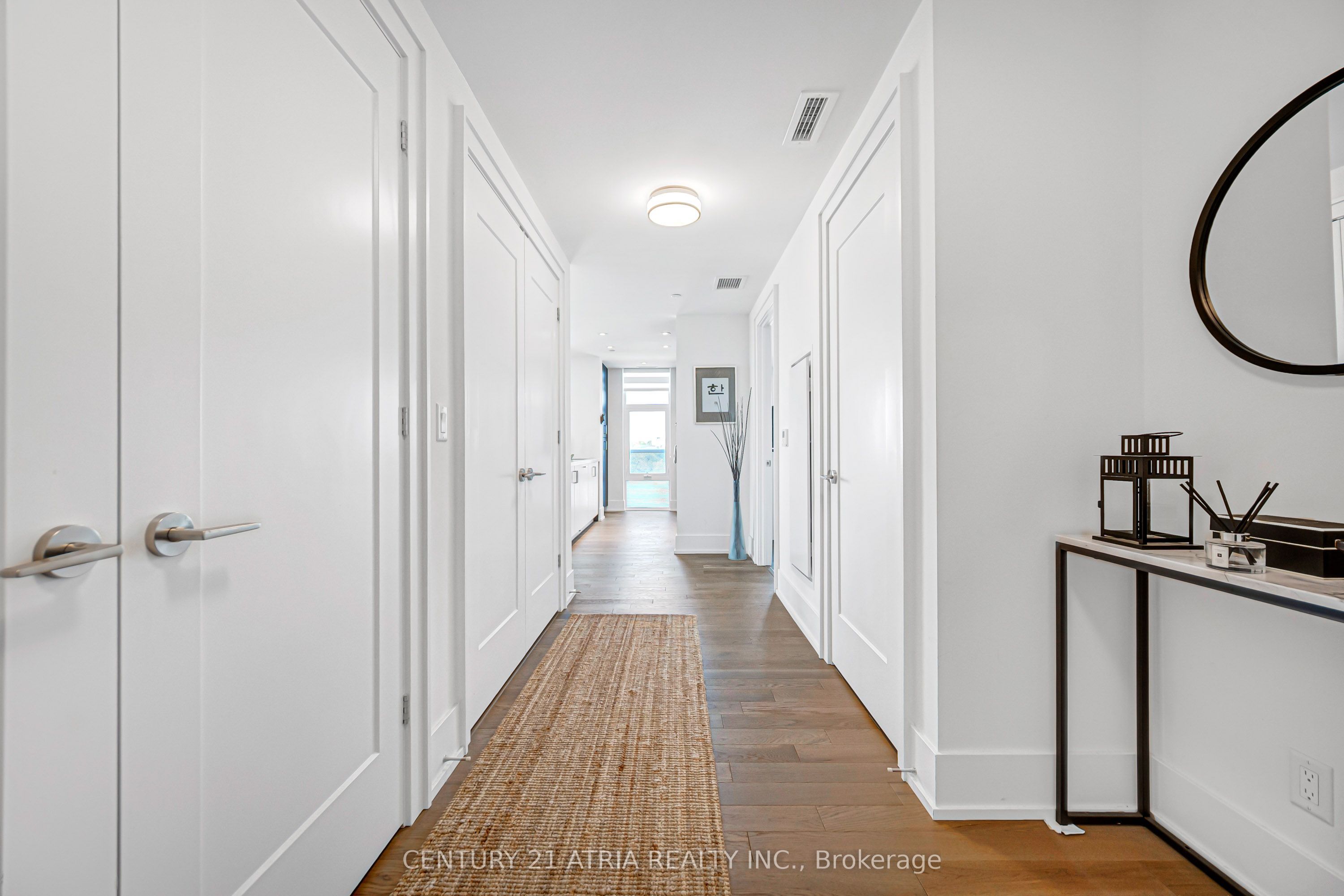 Unit 1219 - 25 ADRA GRADO Way, North York 2