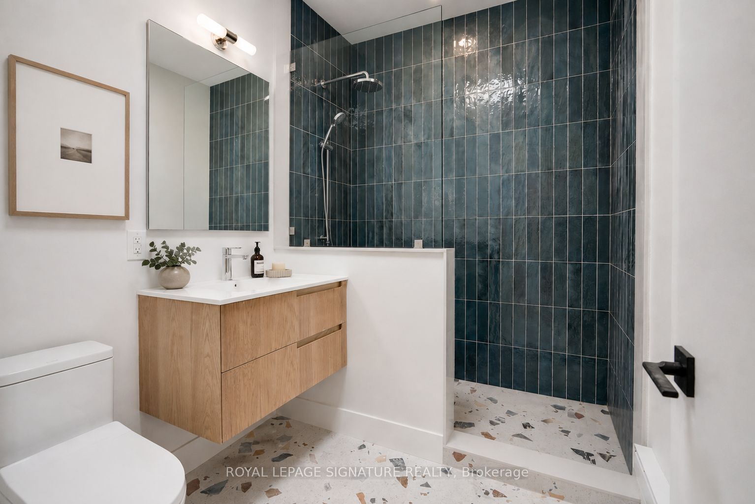 Unit Laneway - 390 Palmerston Boulevard, Toronto 4