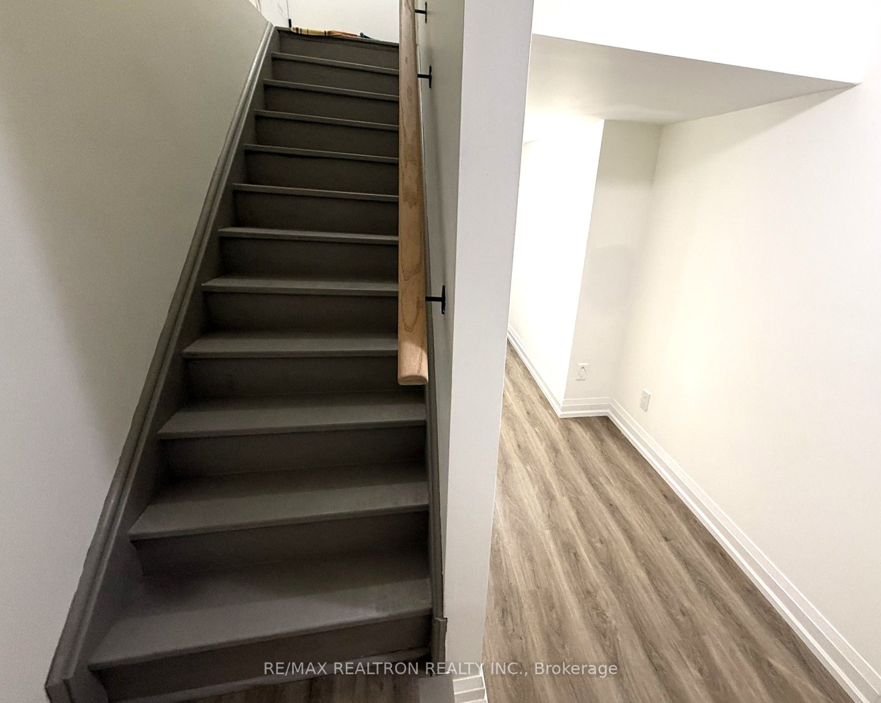Unit Lower - 54 Chelliah Court, Scarborough 5