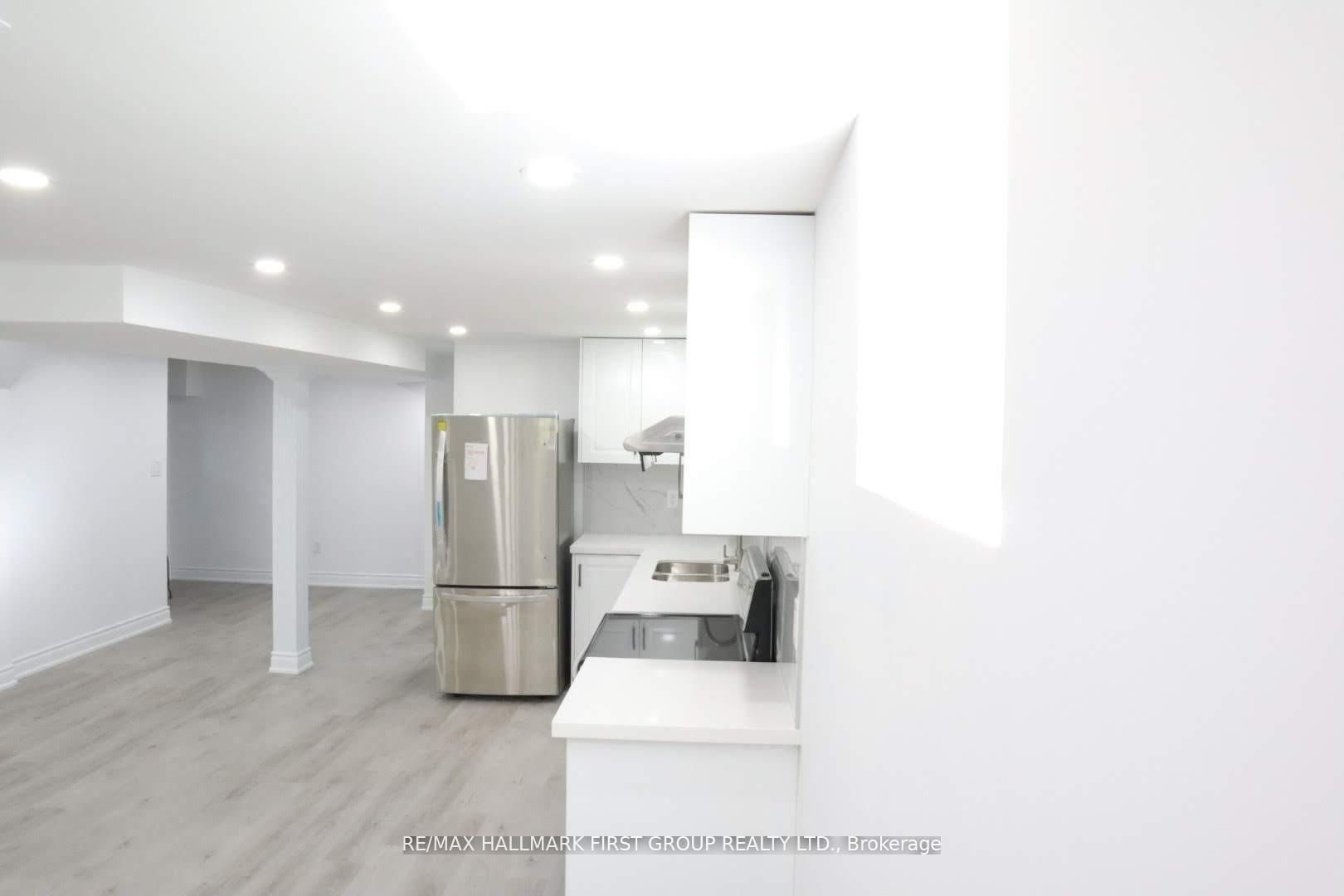 Unit Lower - 1627 Baggins Street, Pickering 3