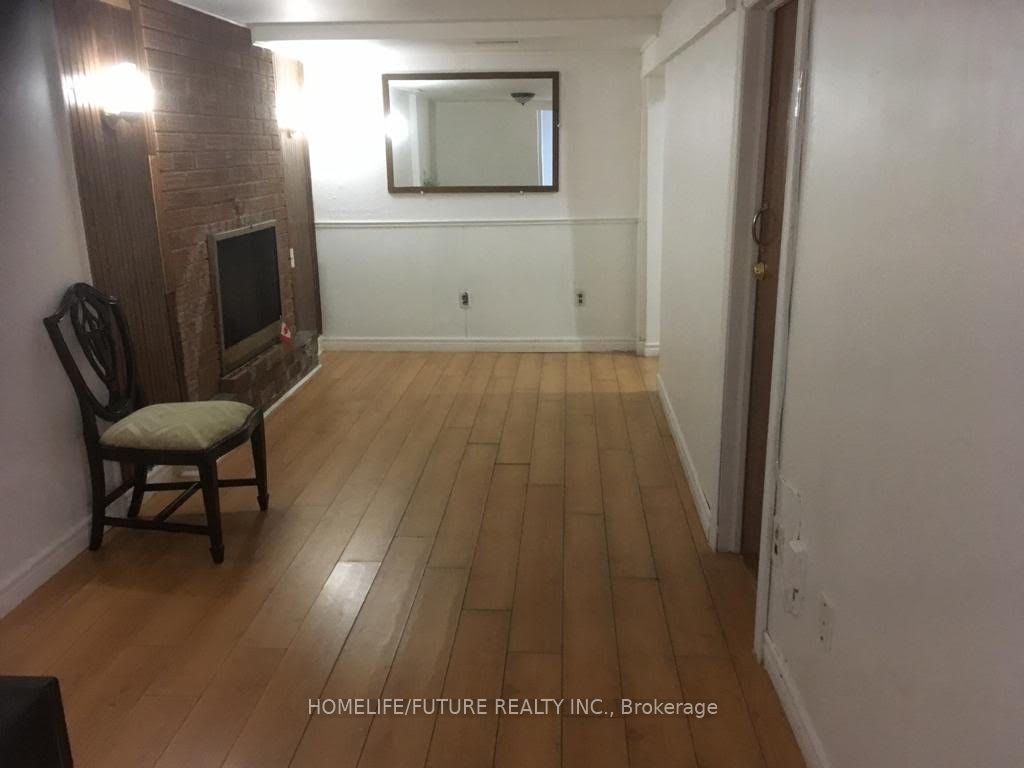 Unit Bsmt - 70 Oakhaven Drive, Scarborough 2