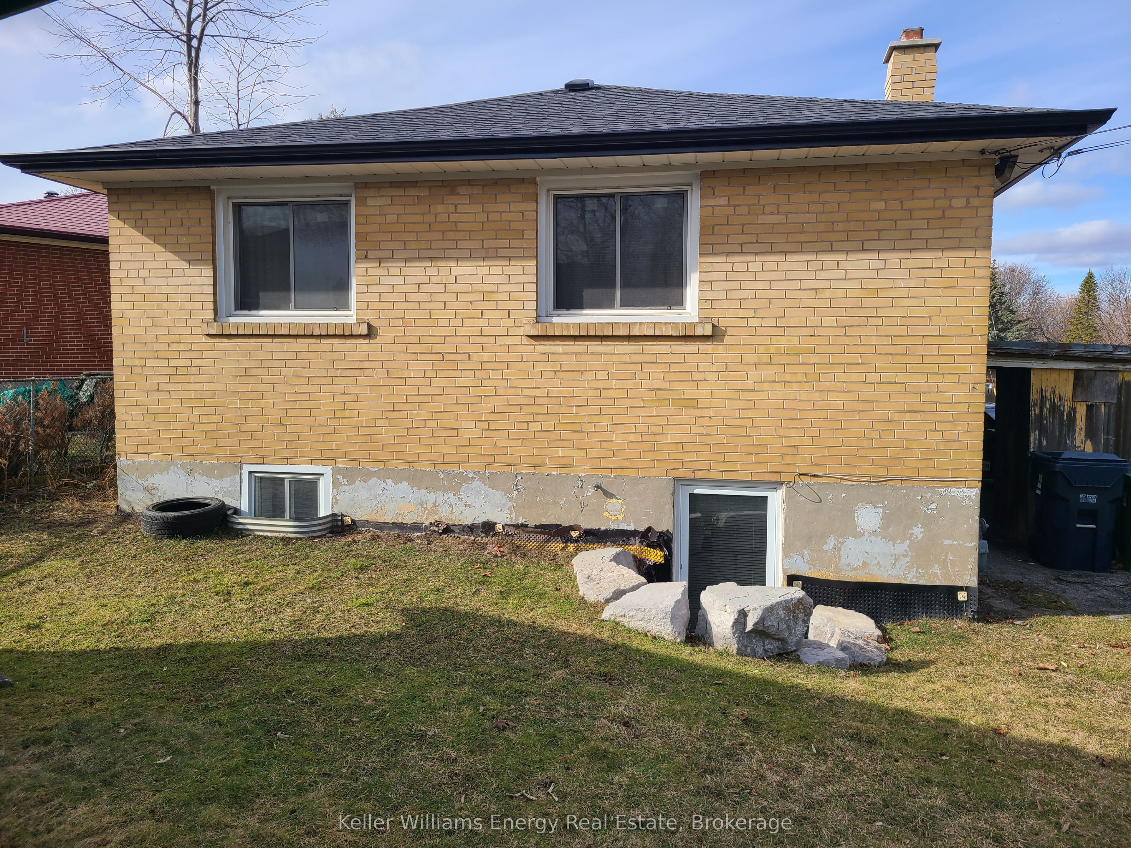 Unit Basement - 16 Rintella Court, Scarborough 4
