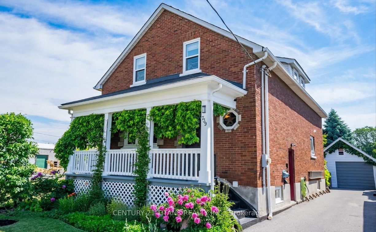 739 Albert Street, Oshawa 2